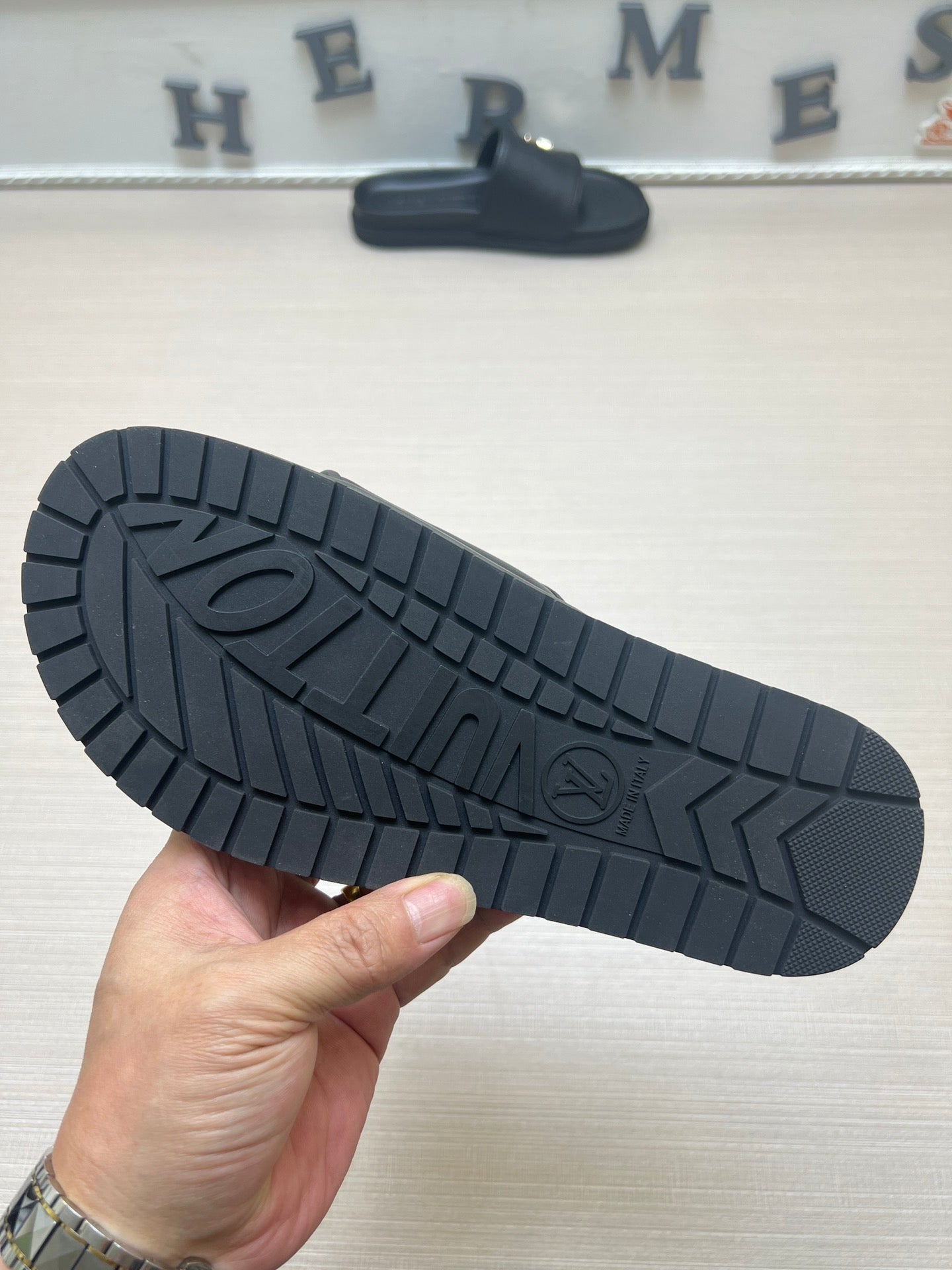 54E9ZDE Stylish slippers