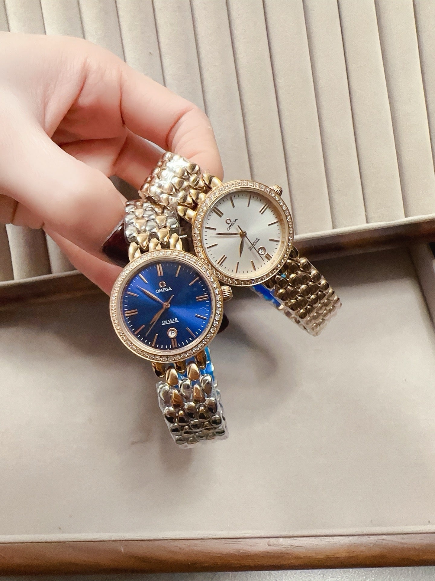 255RA35LDE Stylish Watches