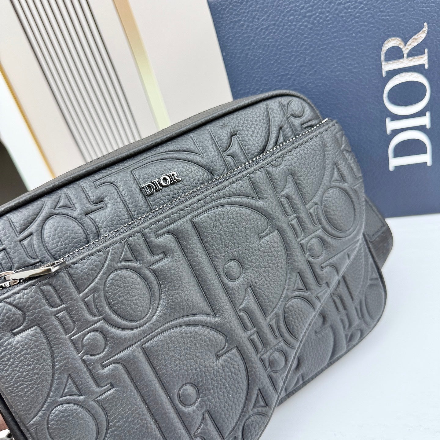 15RD66BDE Stylish bag