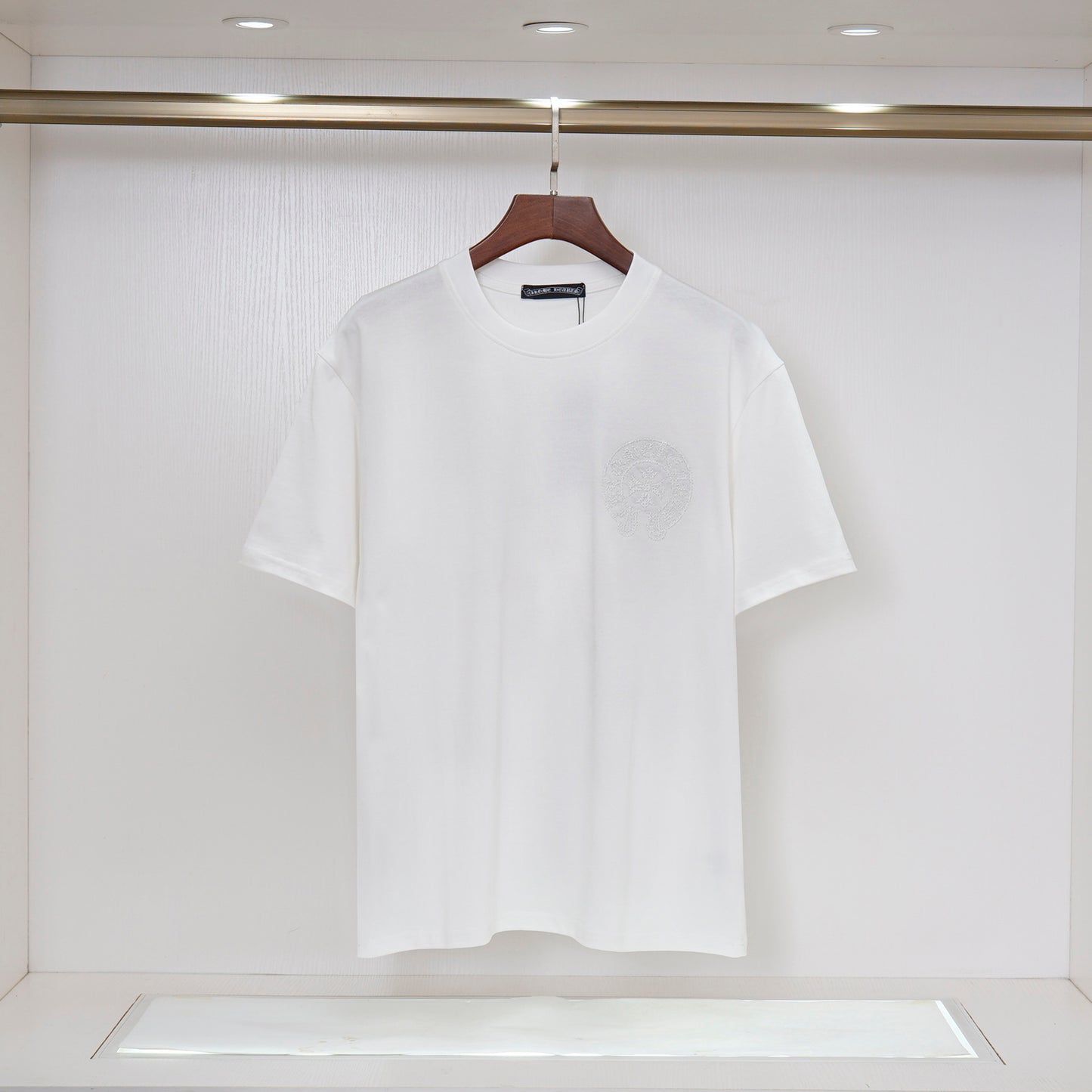 145RE210UDE Stylish T-shirt