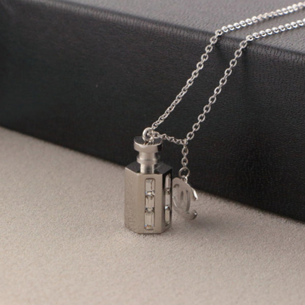 BC82XDE Stylish Necklaces