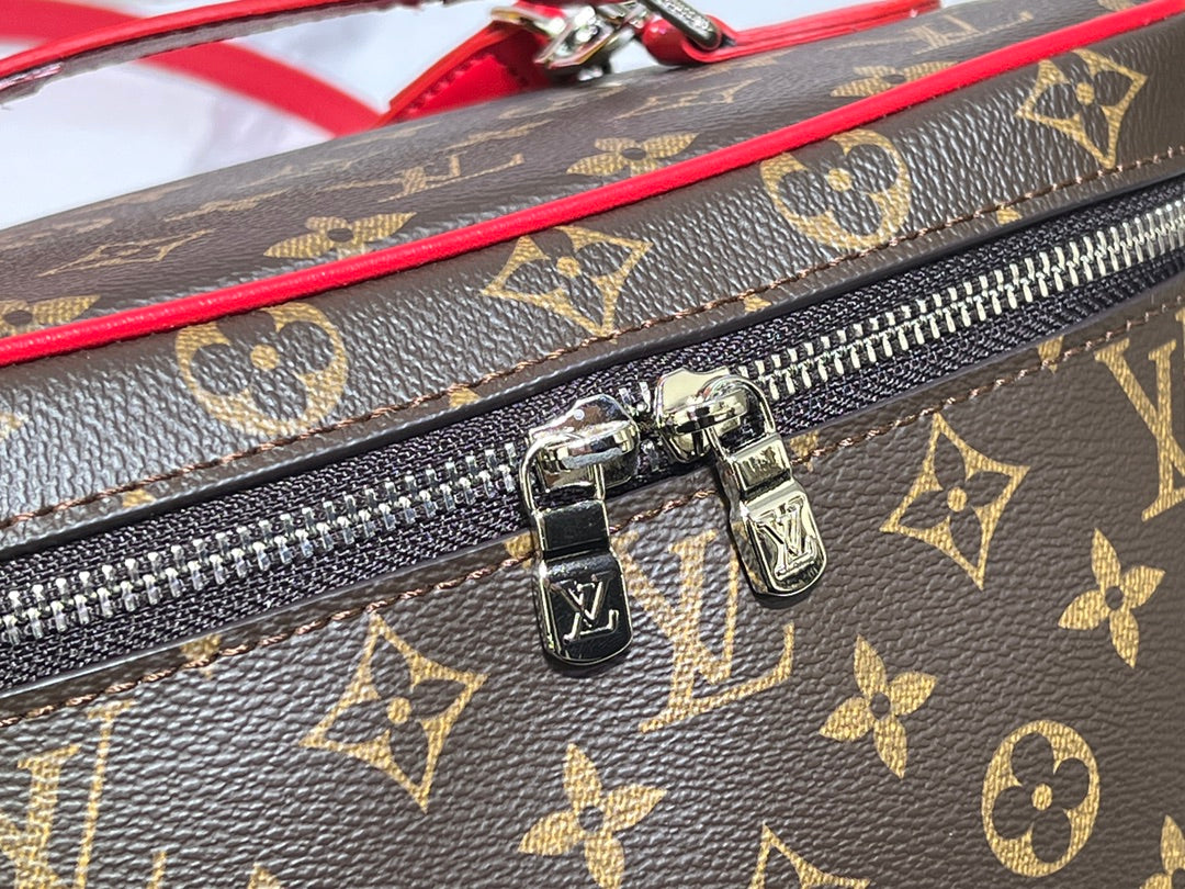 15XE10BDE Stylish leather bag