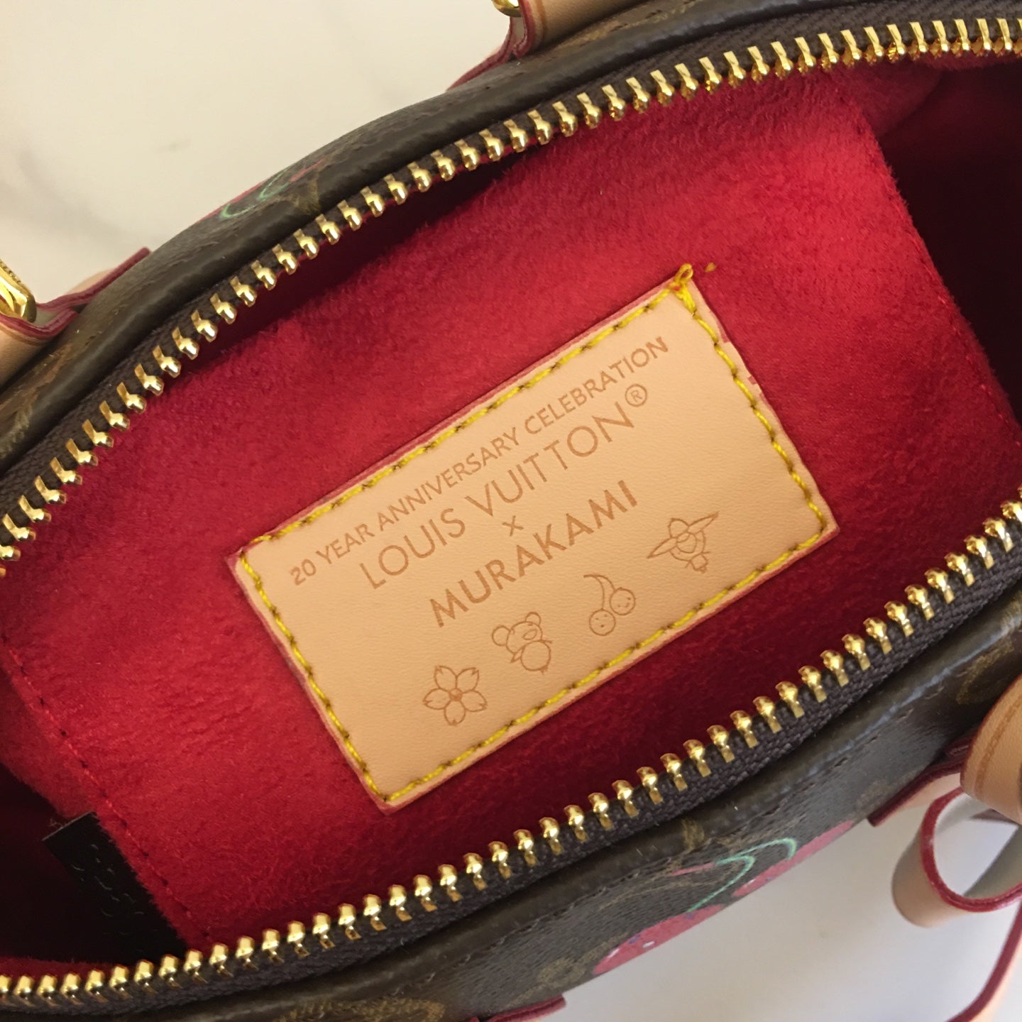 15RE28BDE Stylish bag
