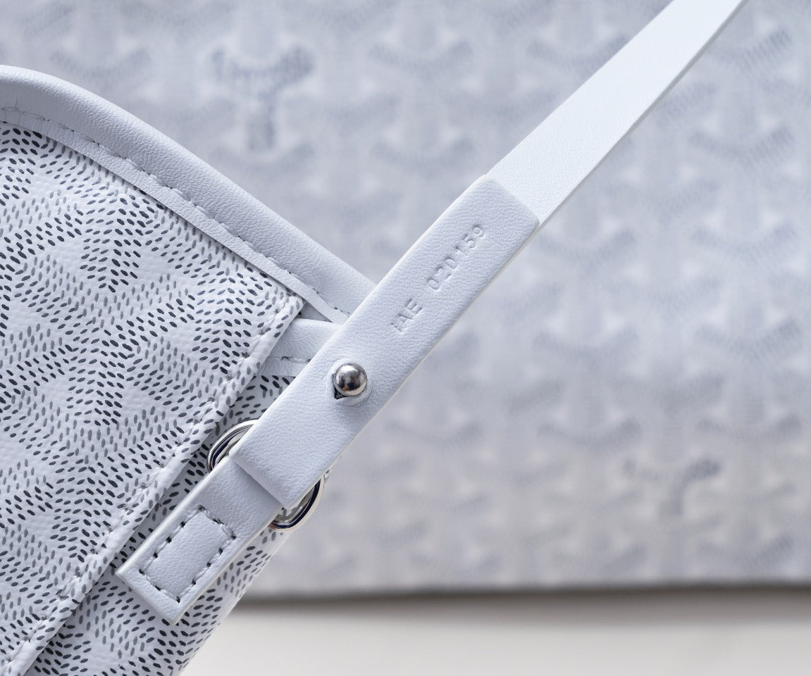 175RA7BDE Stylish handbag