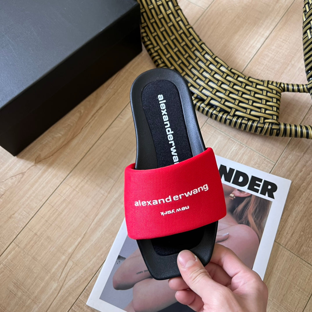14A5ZDE Stylish Slippers