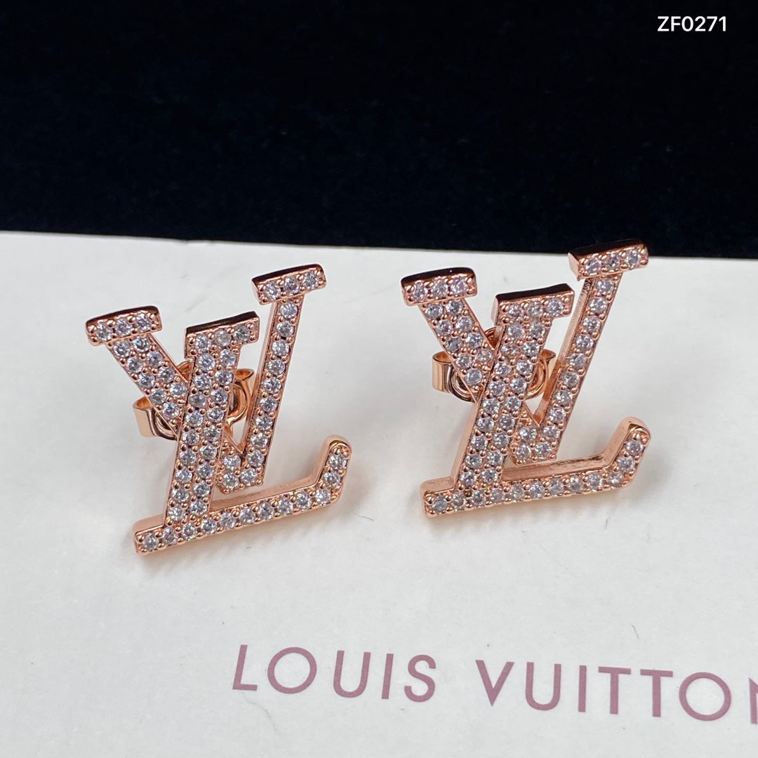 1E214EDE Stylish Earrings