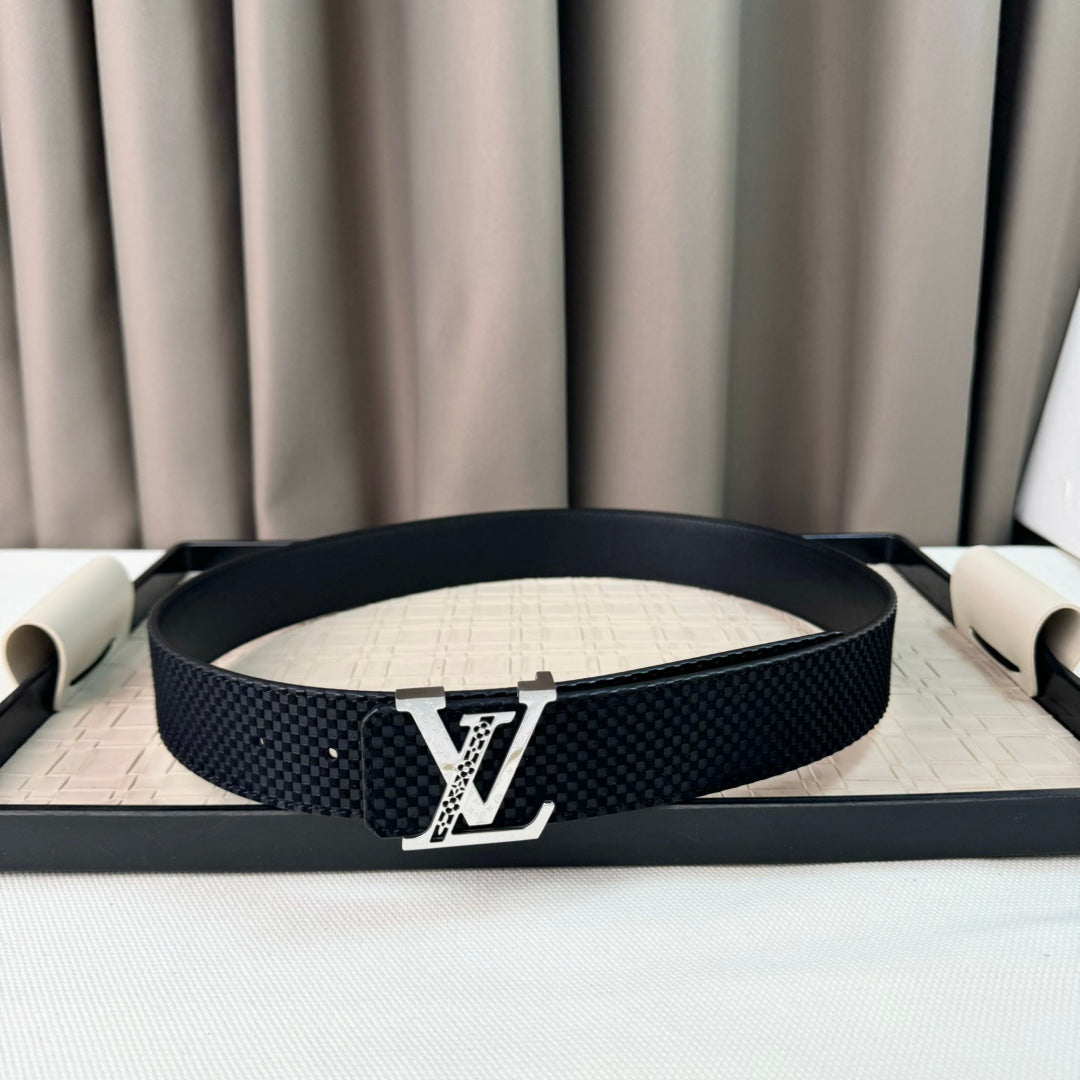 14E25PDE Stylish High quality belt With full package