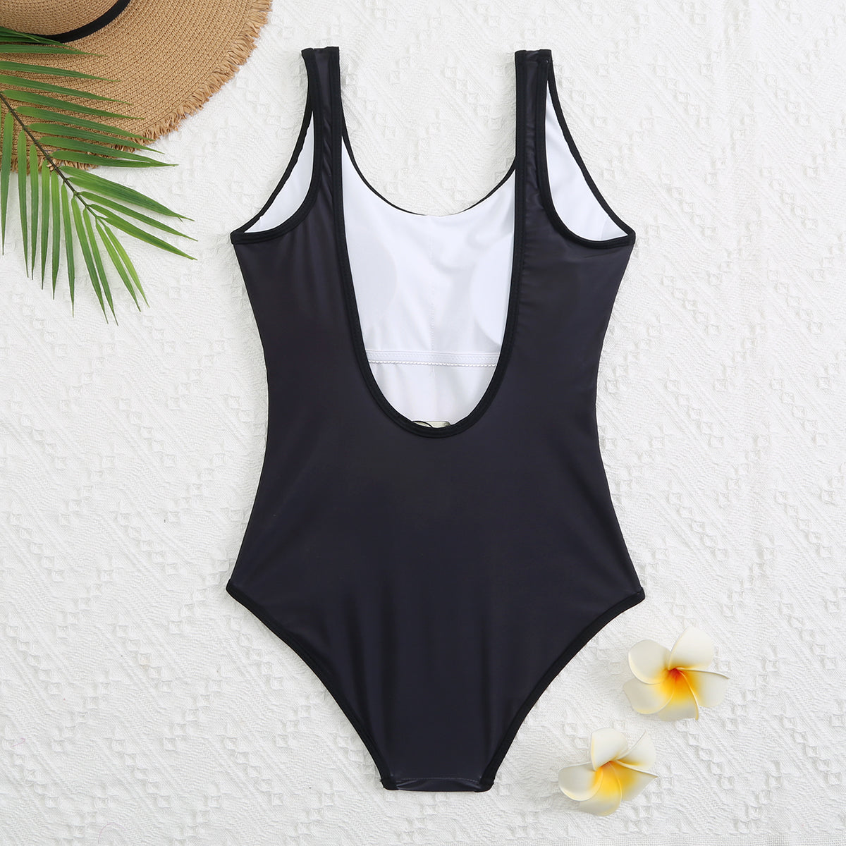 14V165YDE Stylish Bikini swimsuit