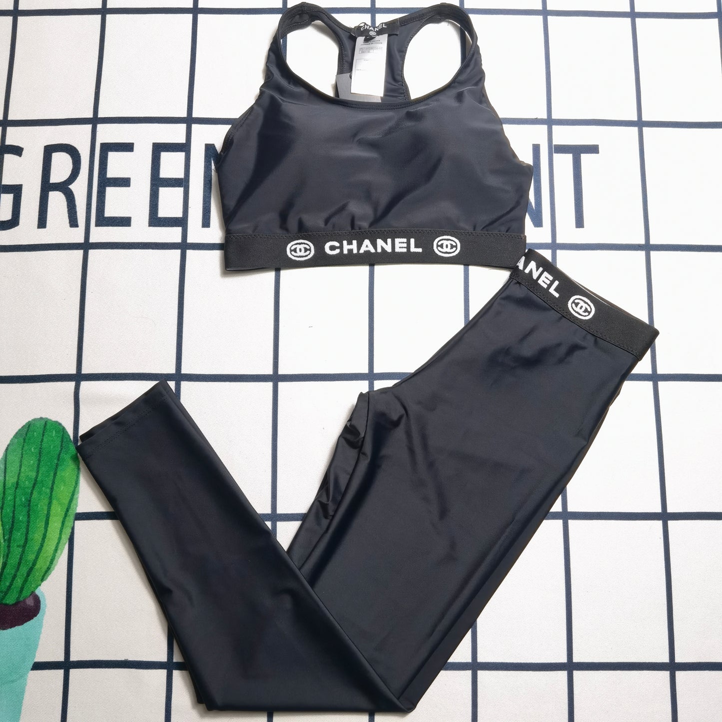 14C100YDE Stylish Long sleeve swimsuit