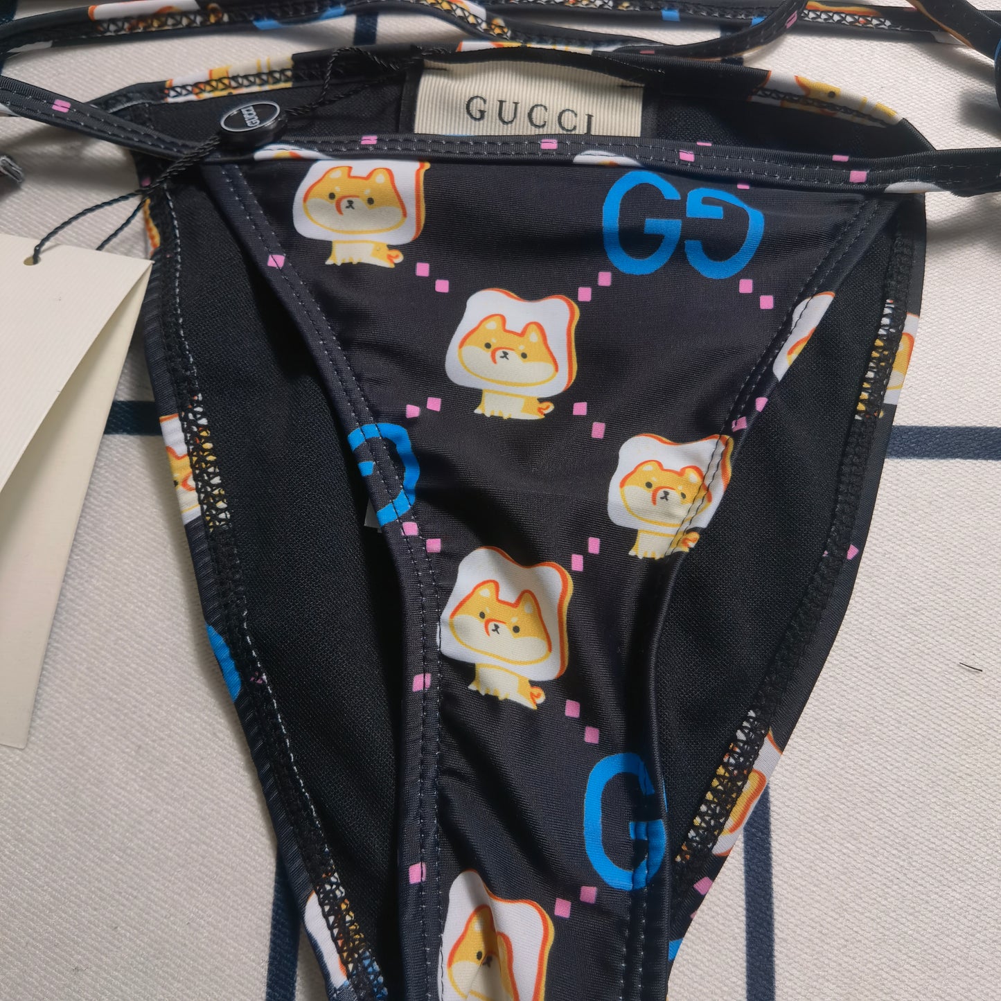 14B23YDE Stylish Bikini swimsuit