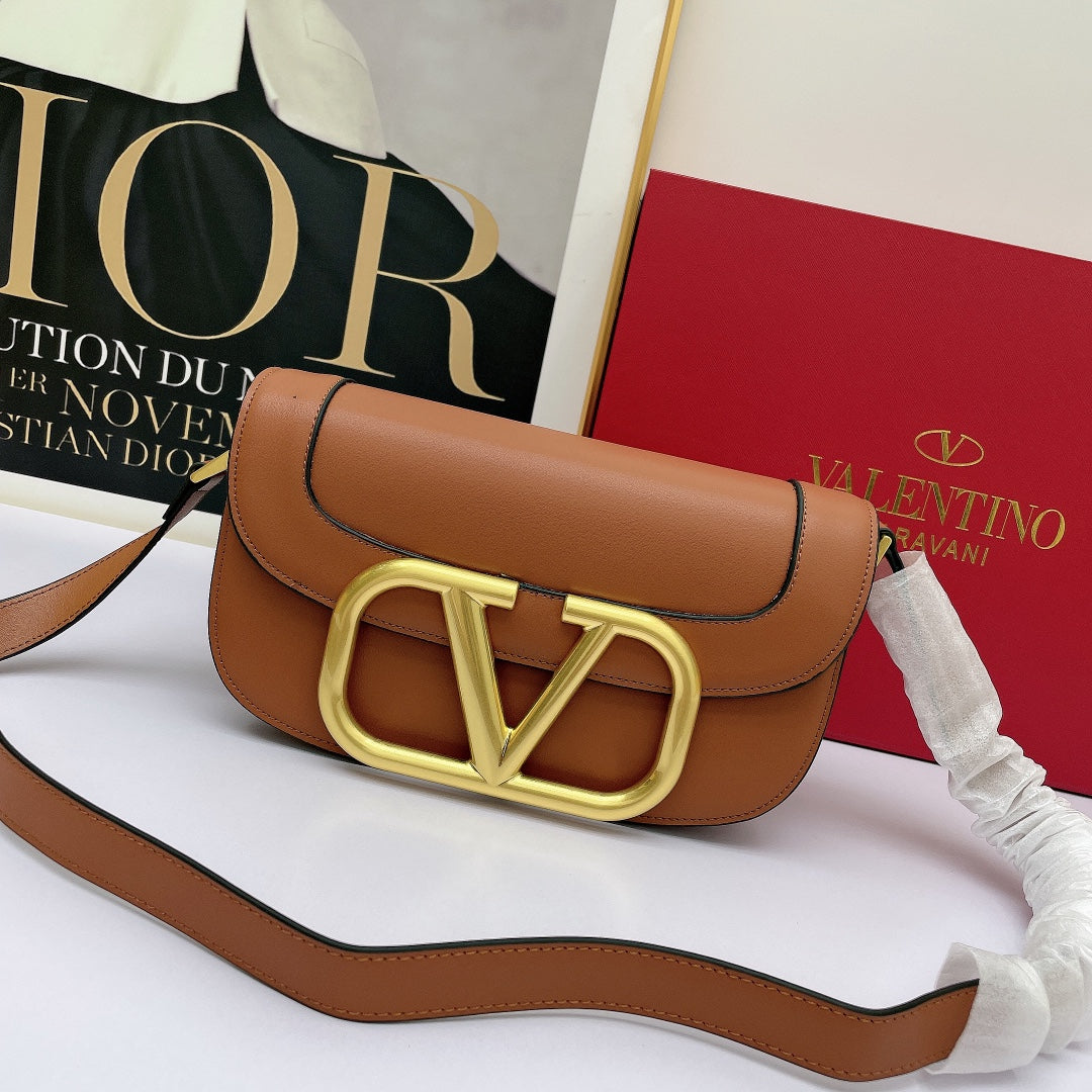 5A45BDE Stylish leather bag