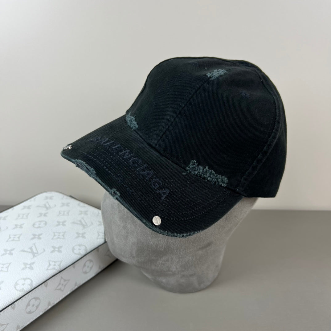 125ZJ529MDE Stylish hats