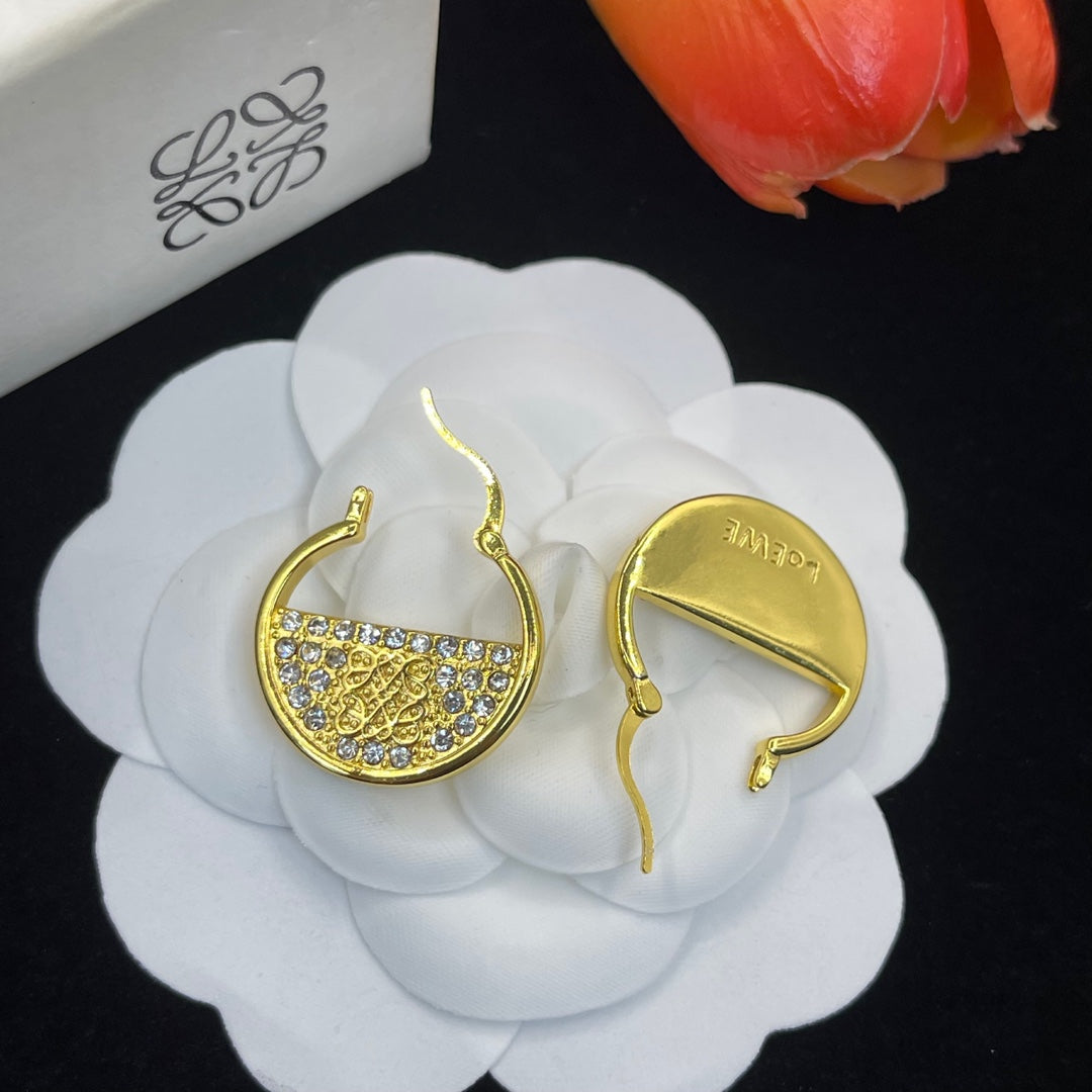 14A757EDE Stylish Earrings