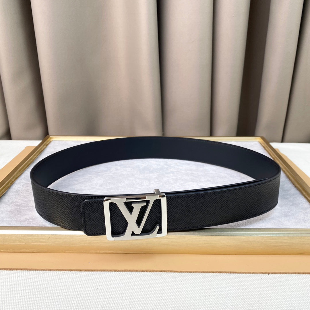 14E100PDE Stylish High quality belt With full package