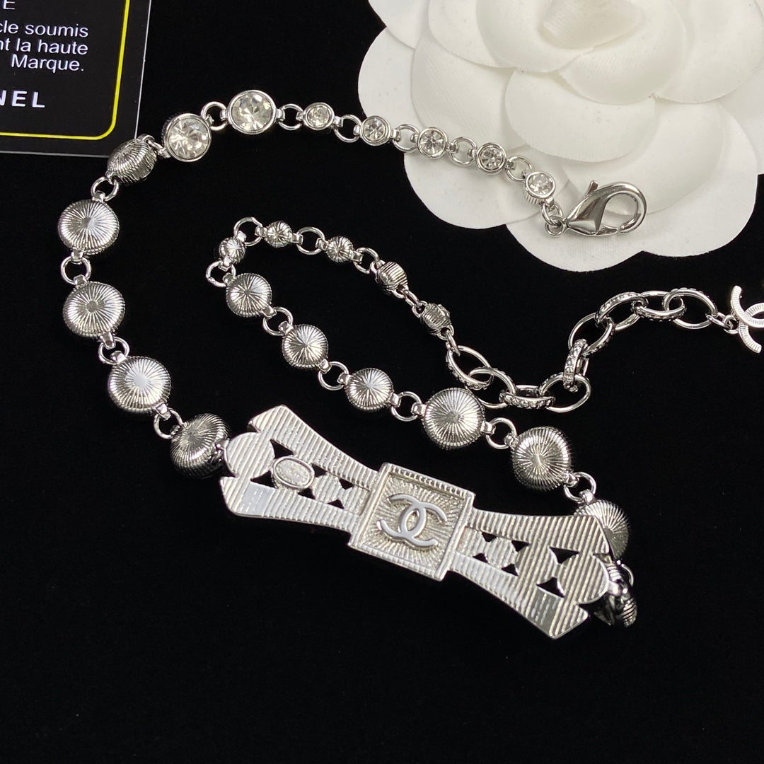 1NC183XDE Stylish Necklaces