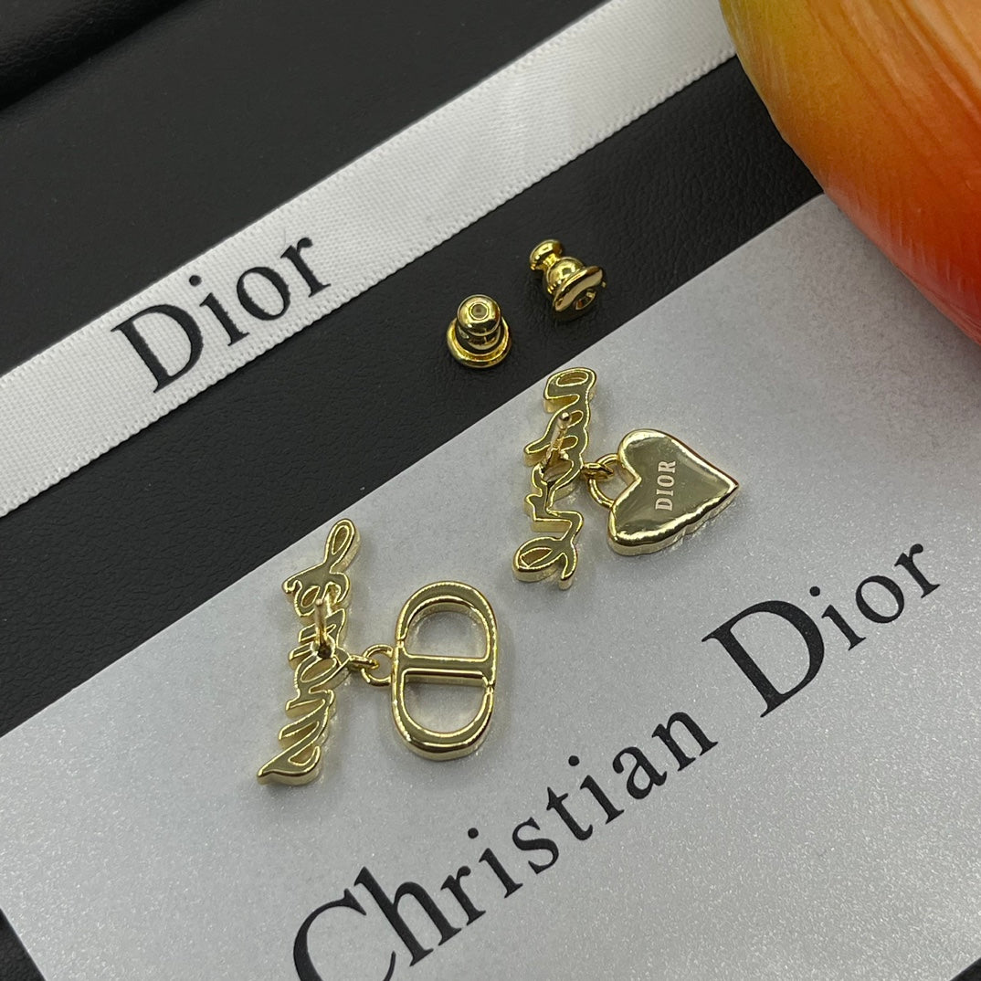 14D1075EDE Stylish Earrings
