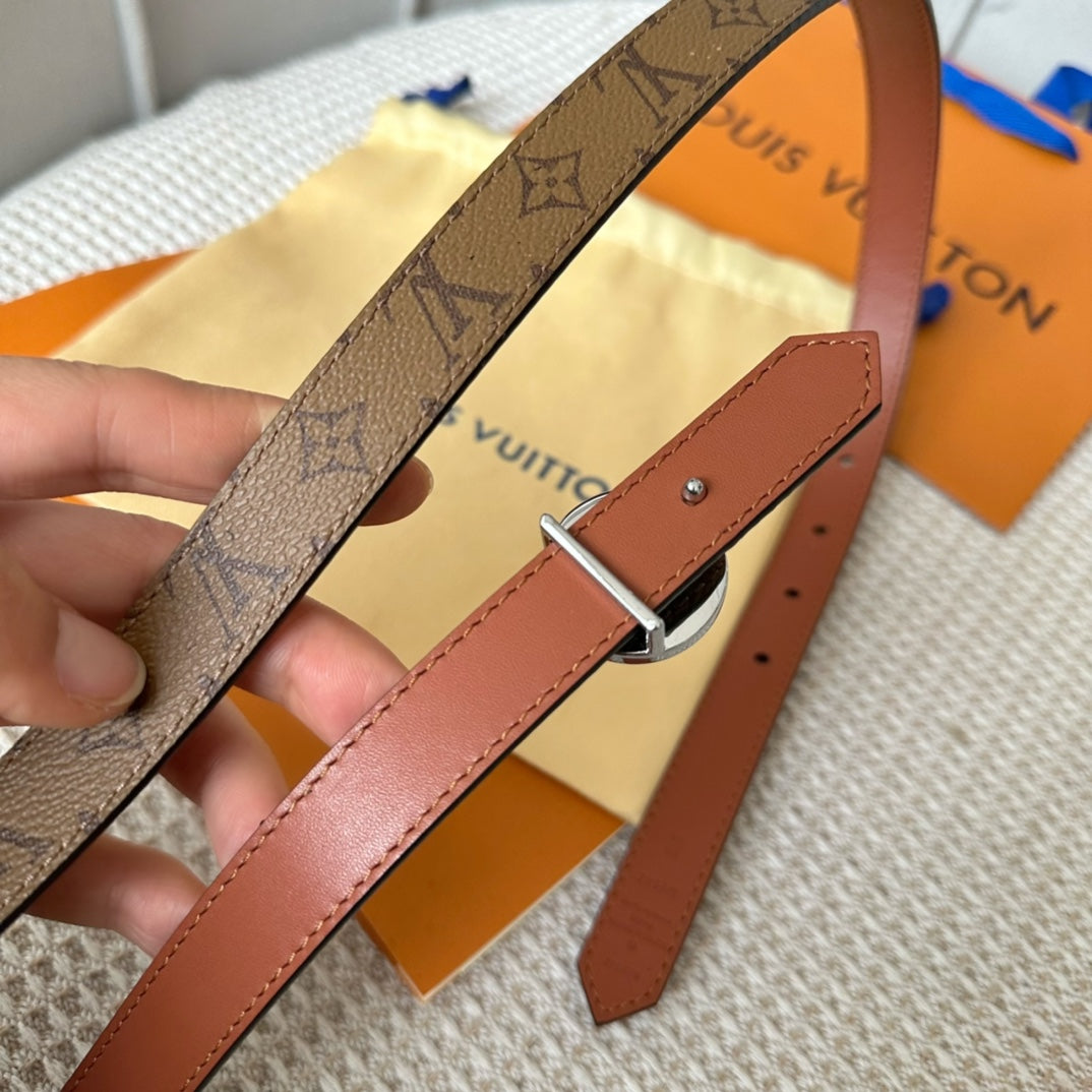 14E144PDE Stylish High quality belt With full package