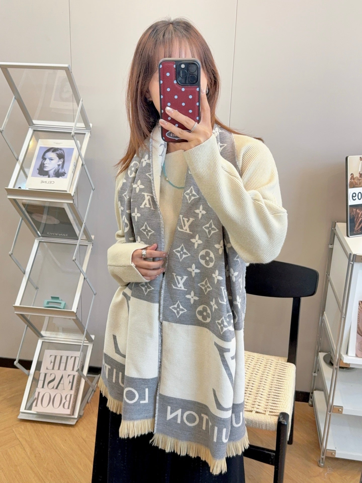 175RE40WDE Stylish Winter Scarves
