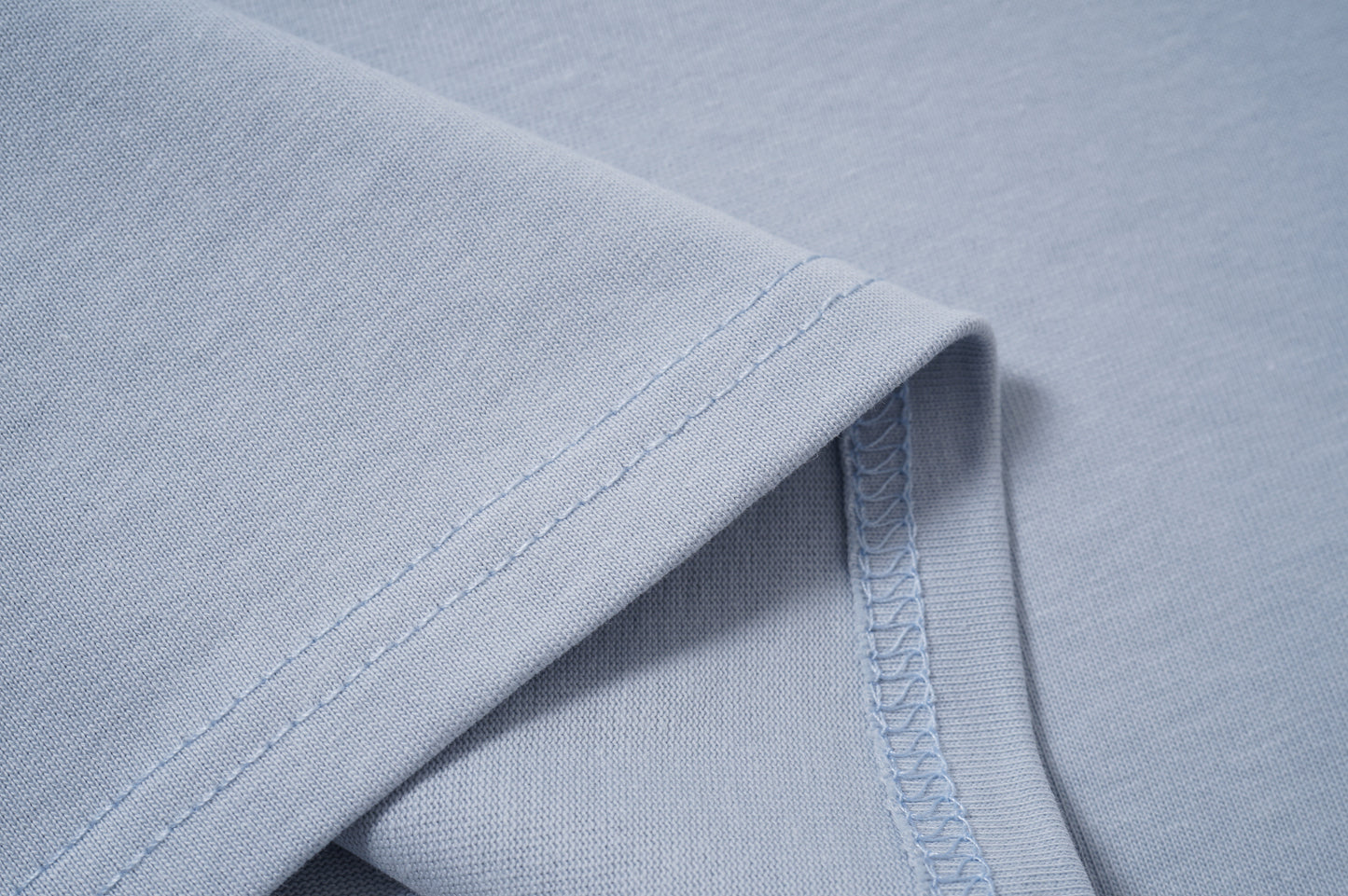 145ND2UDE Stylish T-shirt