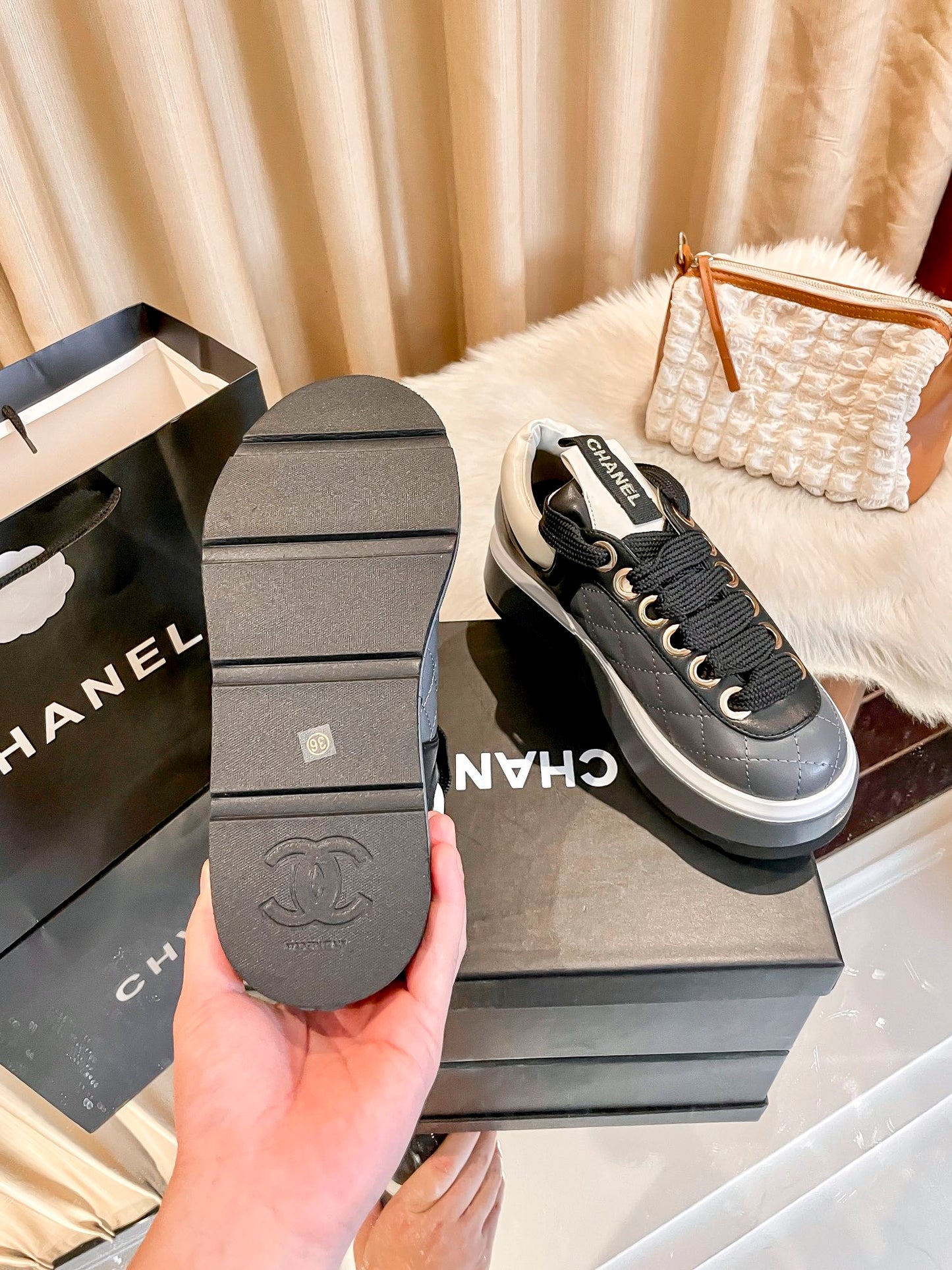 1JC20ZDE Stylish shoes