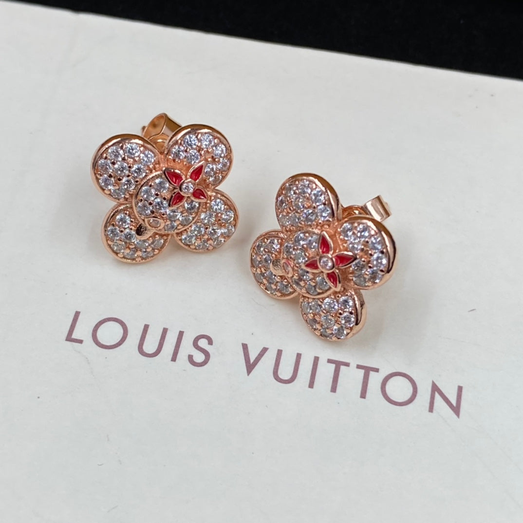 14E705EDE Stylish Earrings
