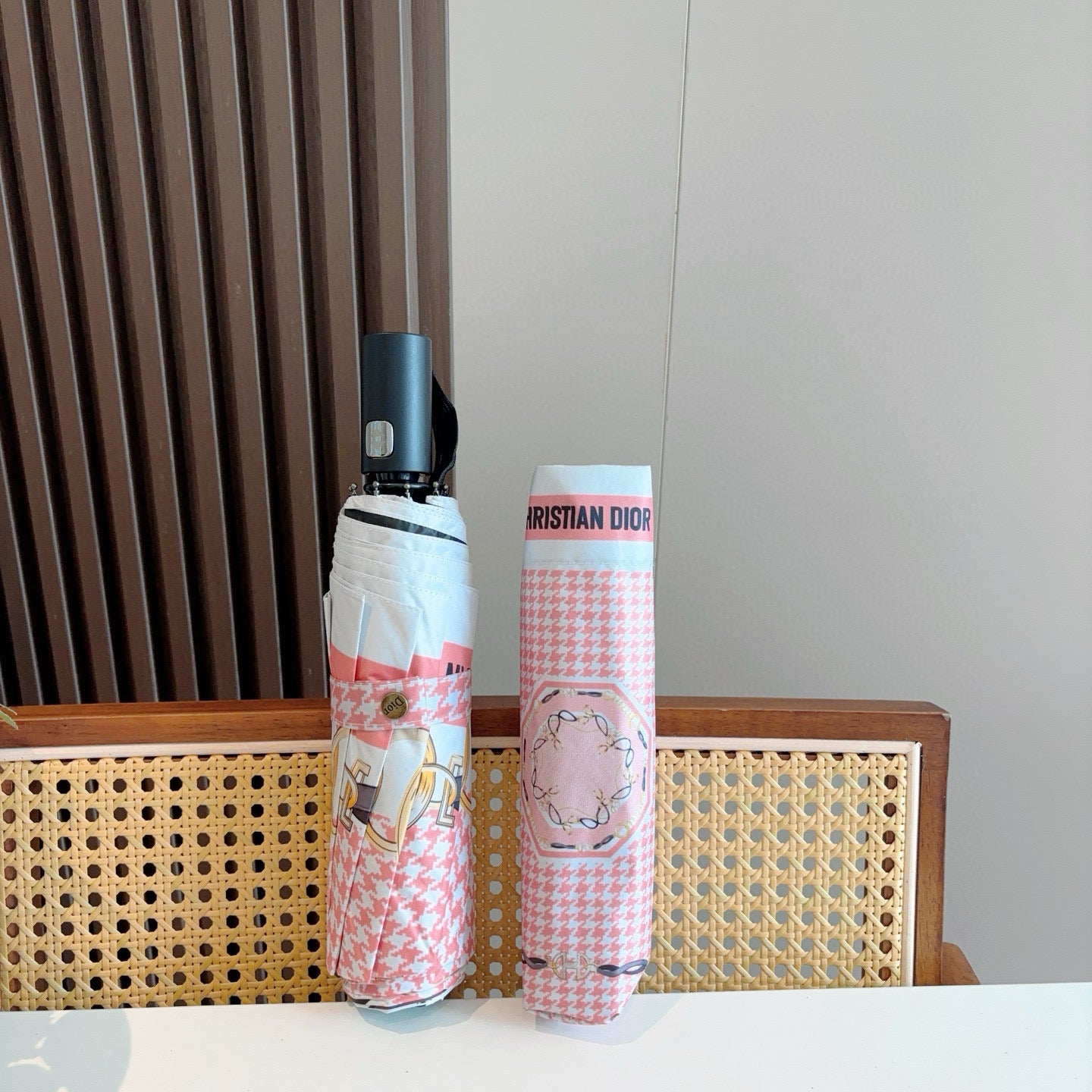 15RD79SDE Stylish UV resistant umbrella