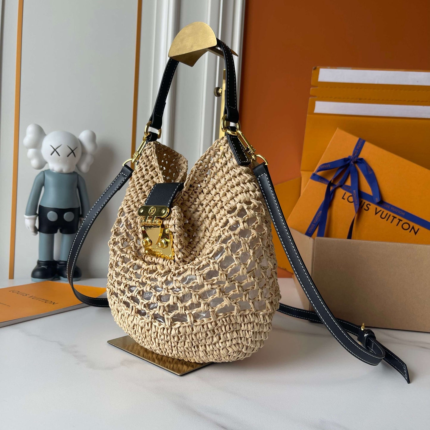 15RE15BDE Stylish leather bag