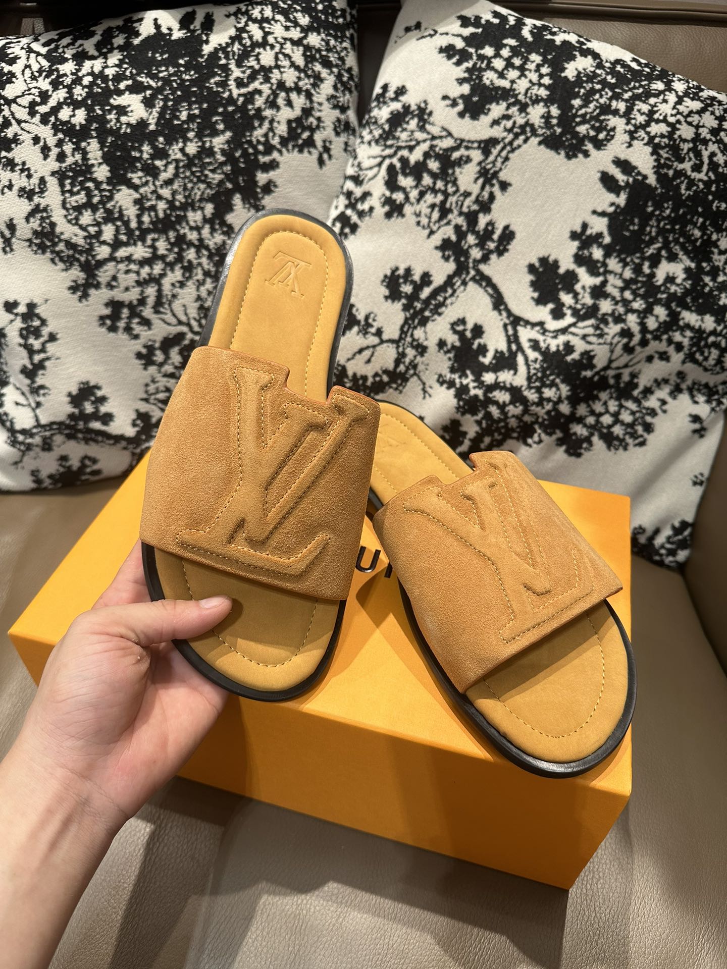 285ZE25ZDE Stylish leather Shoes