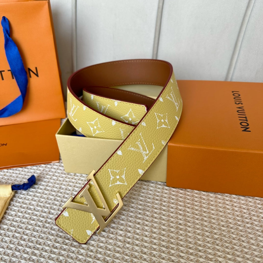 14E131PDE Stylish High quality belt With full package