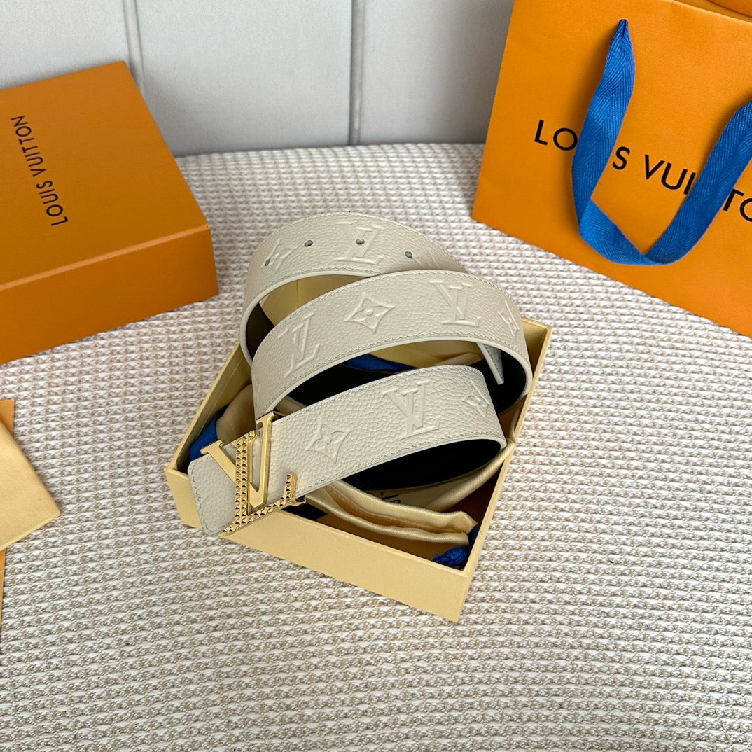 14E133PDE Stylish High quality belt With full package
