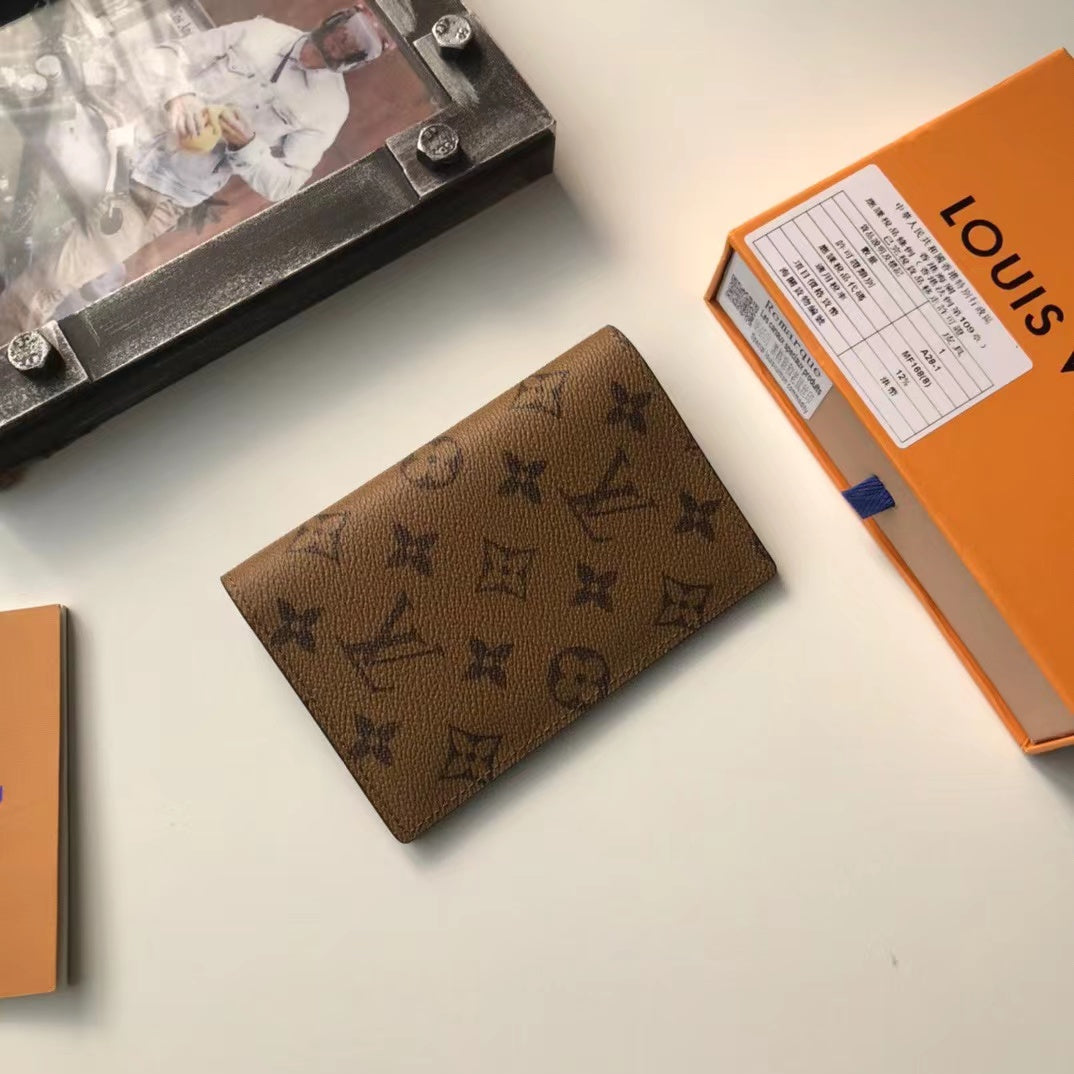 AE300BDE Stylish leather wallets
