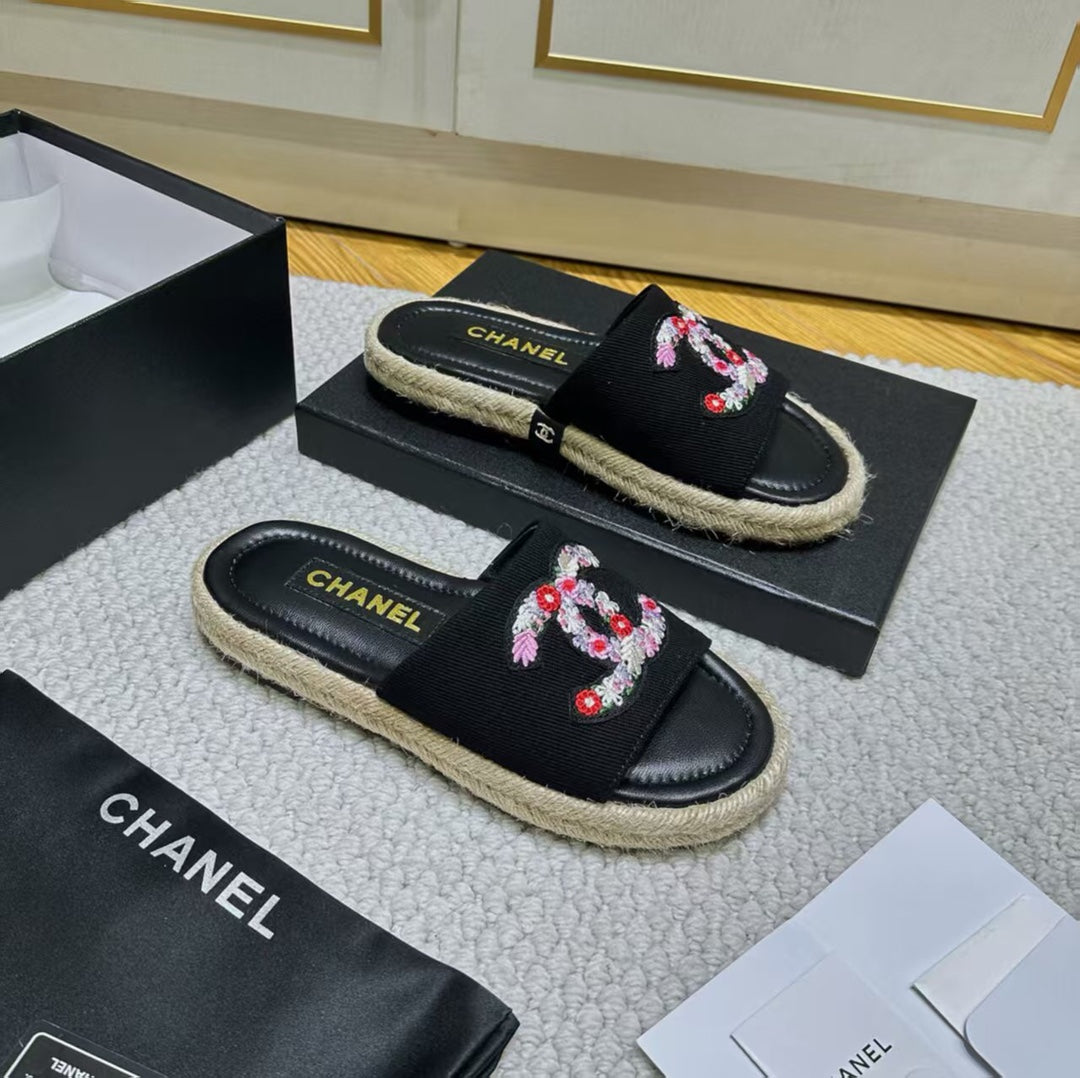 255QC43ZDE Stylish leather shoes