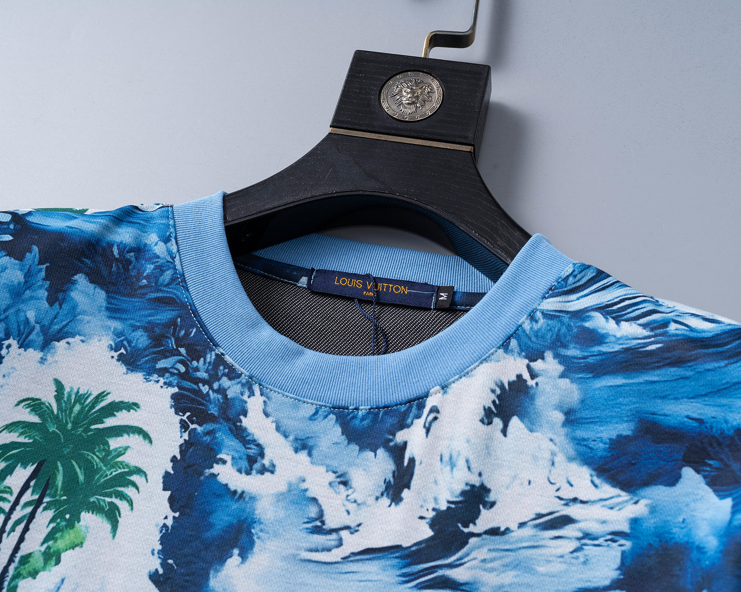 125WE76UDE Stylish T-shirts