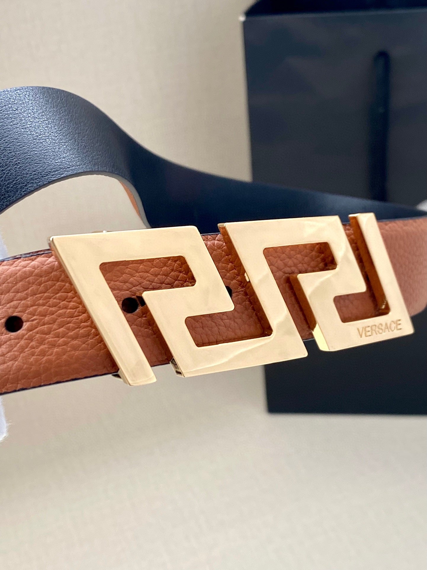 1WV166PDE Stylish High quality belt With full package