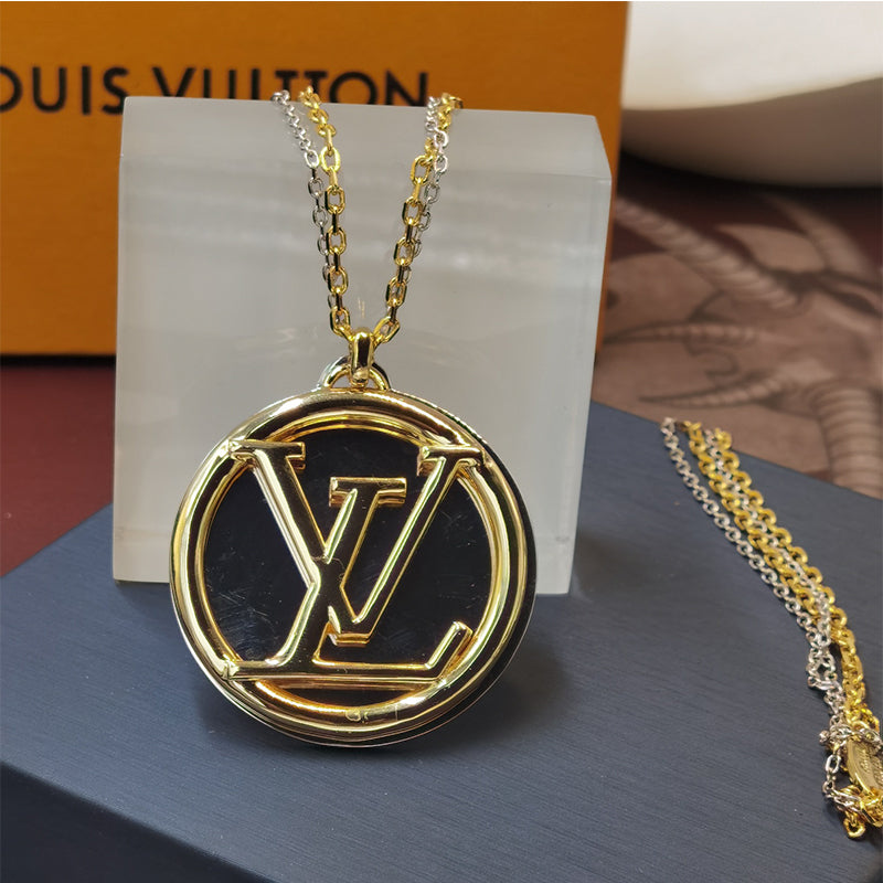 3E654XDE Stylish Necklaces