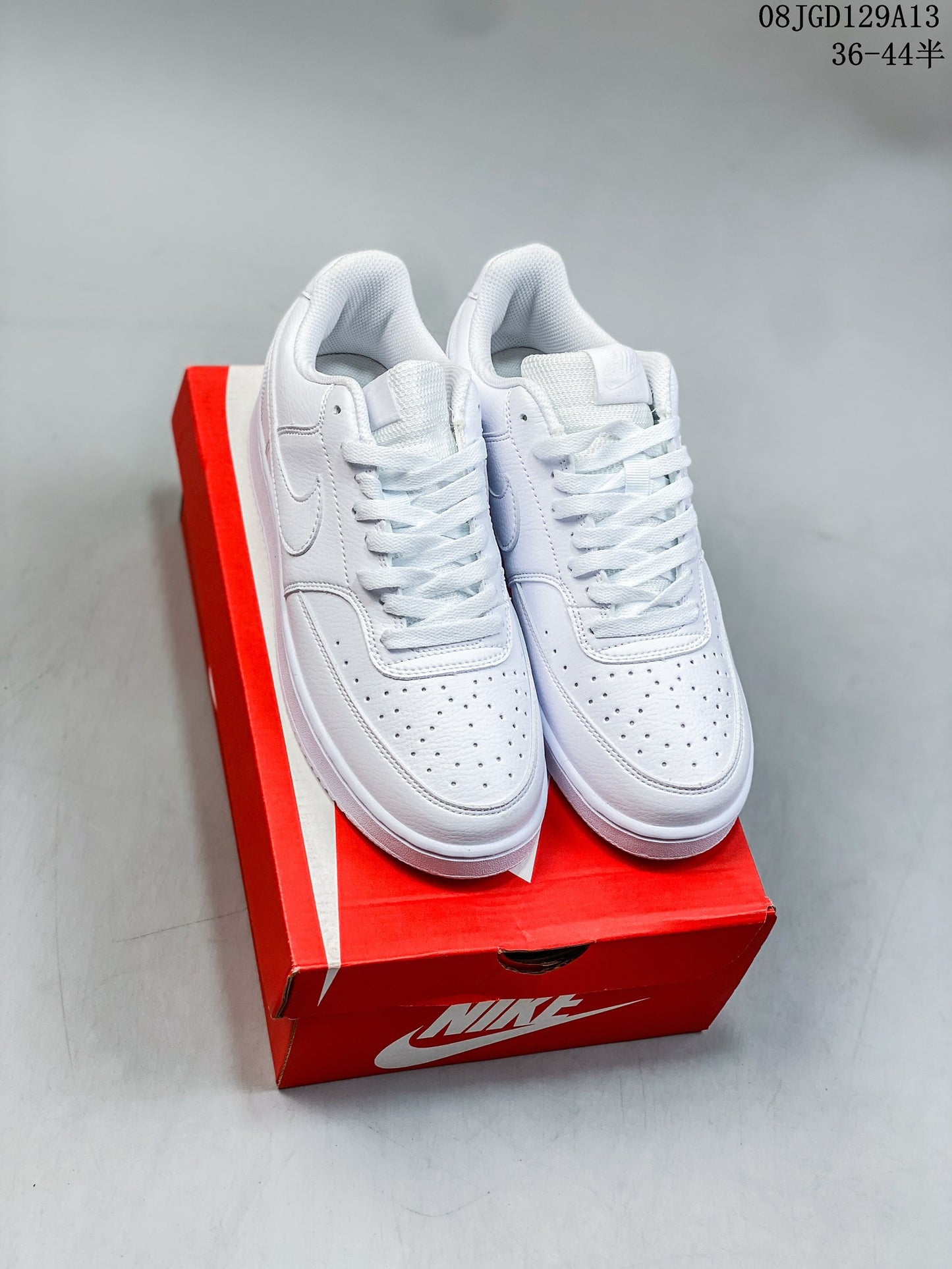 4YN41ZDE Stylish Sneakers (No Box, August-October Big Sale)