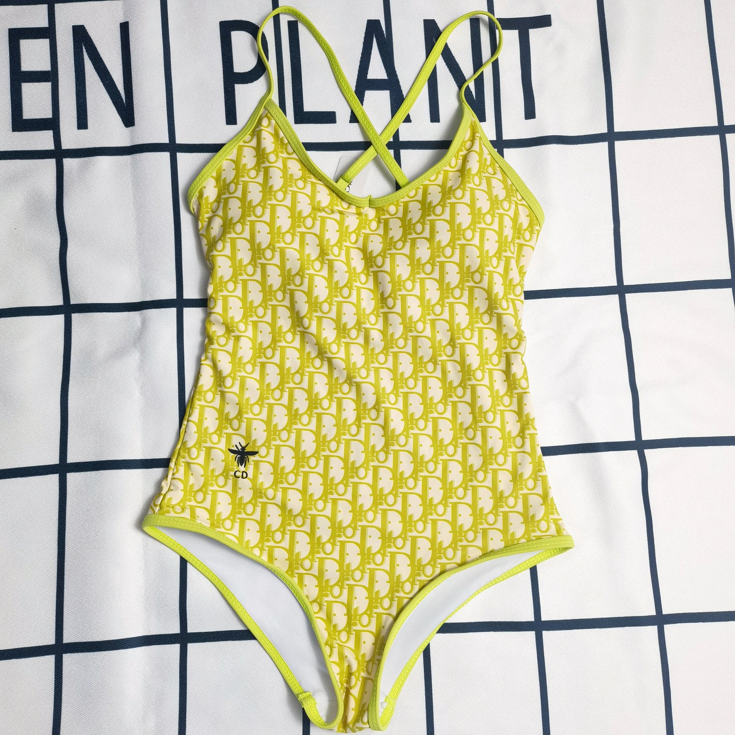 14D182YDE Stylish Bikini swimsuit