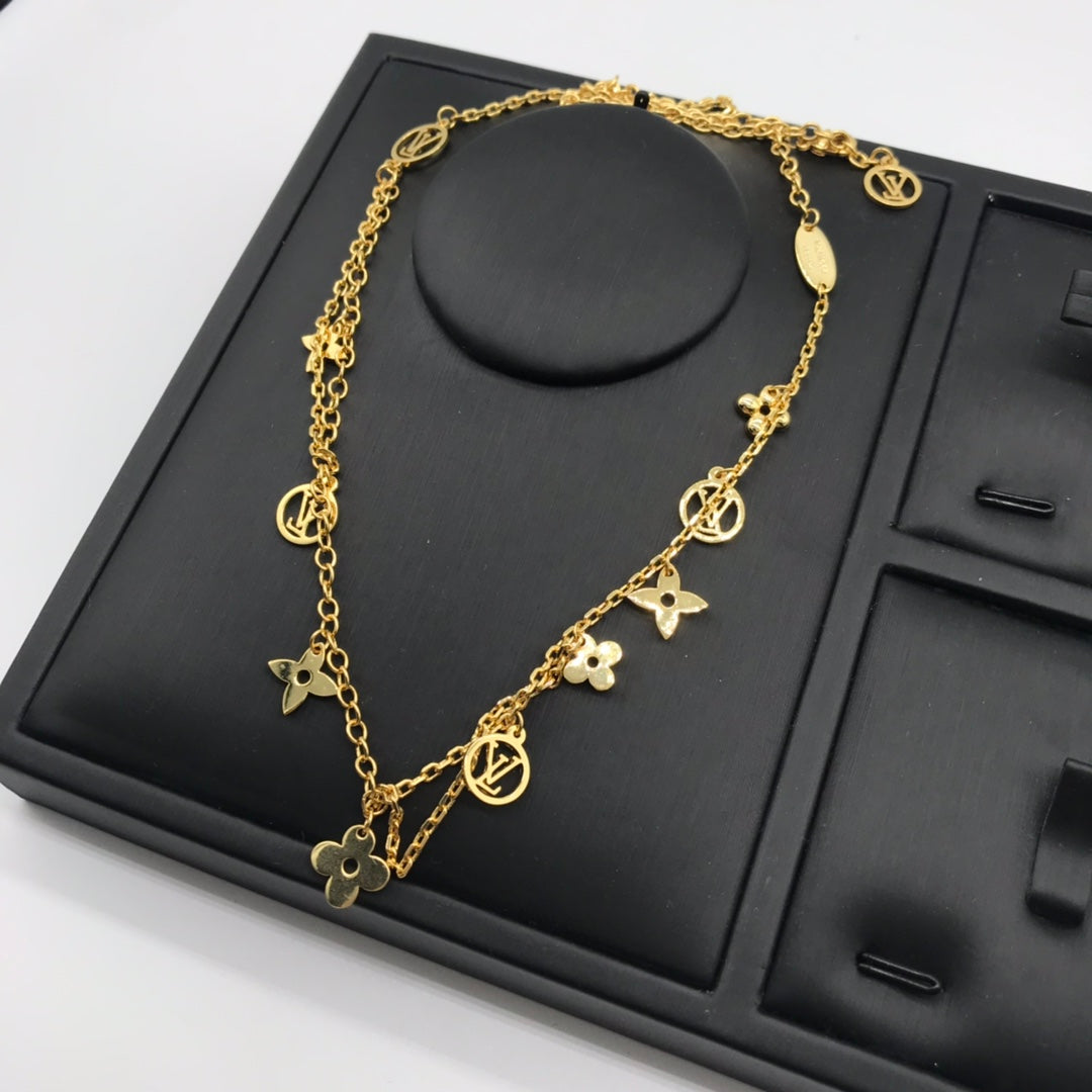 1XE599XDE Stylish Earrings Bracelets Necklaces