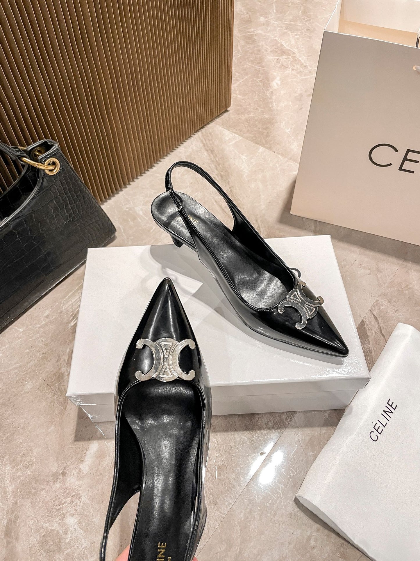 14CL87ZDE Stylish High heels Heel height 5cm