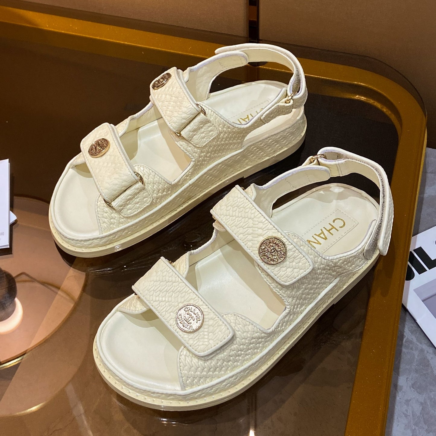 255QC49ZDE Stylish leather shoes