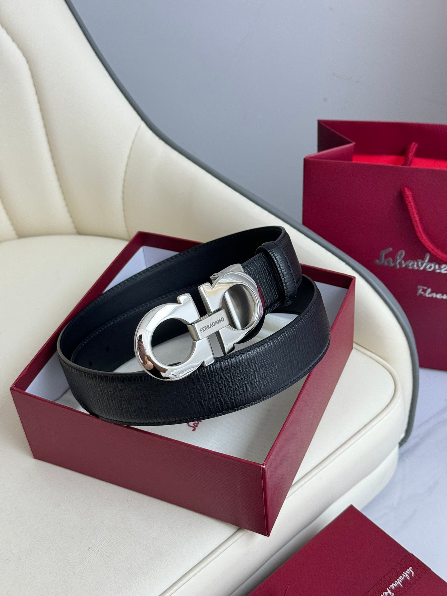 1WA171PDE Stylish High quality belt With full package