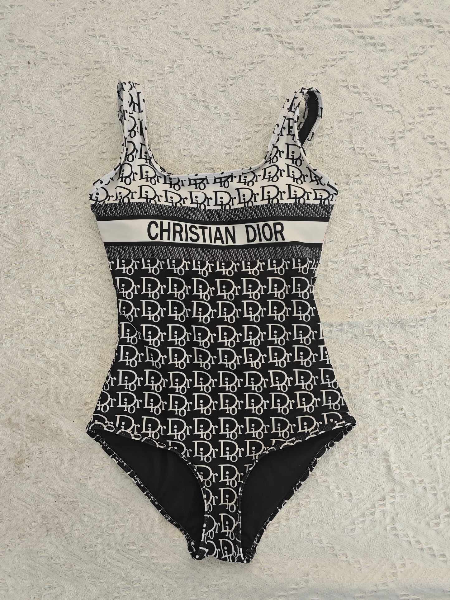 14D88YDE Stylish Bikini swimsuit