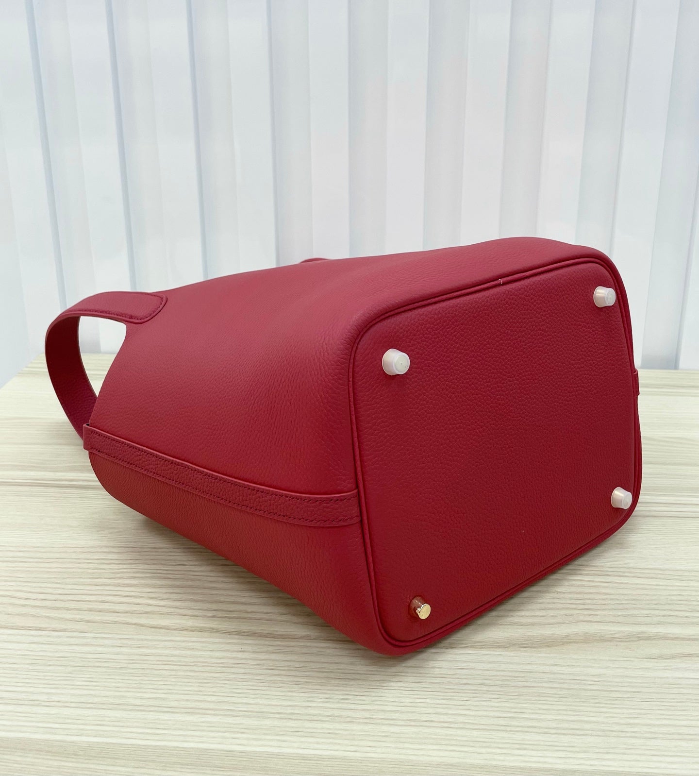 15RH6BDE Stylish leather bag