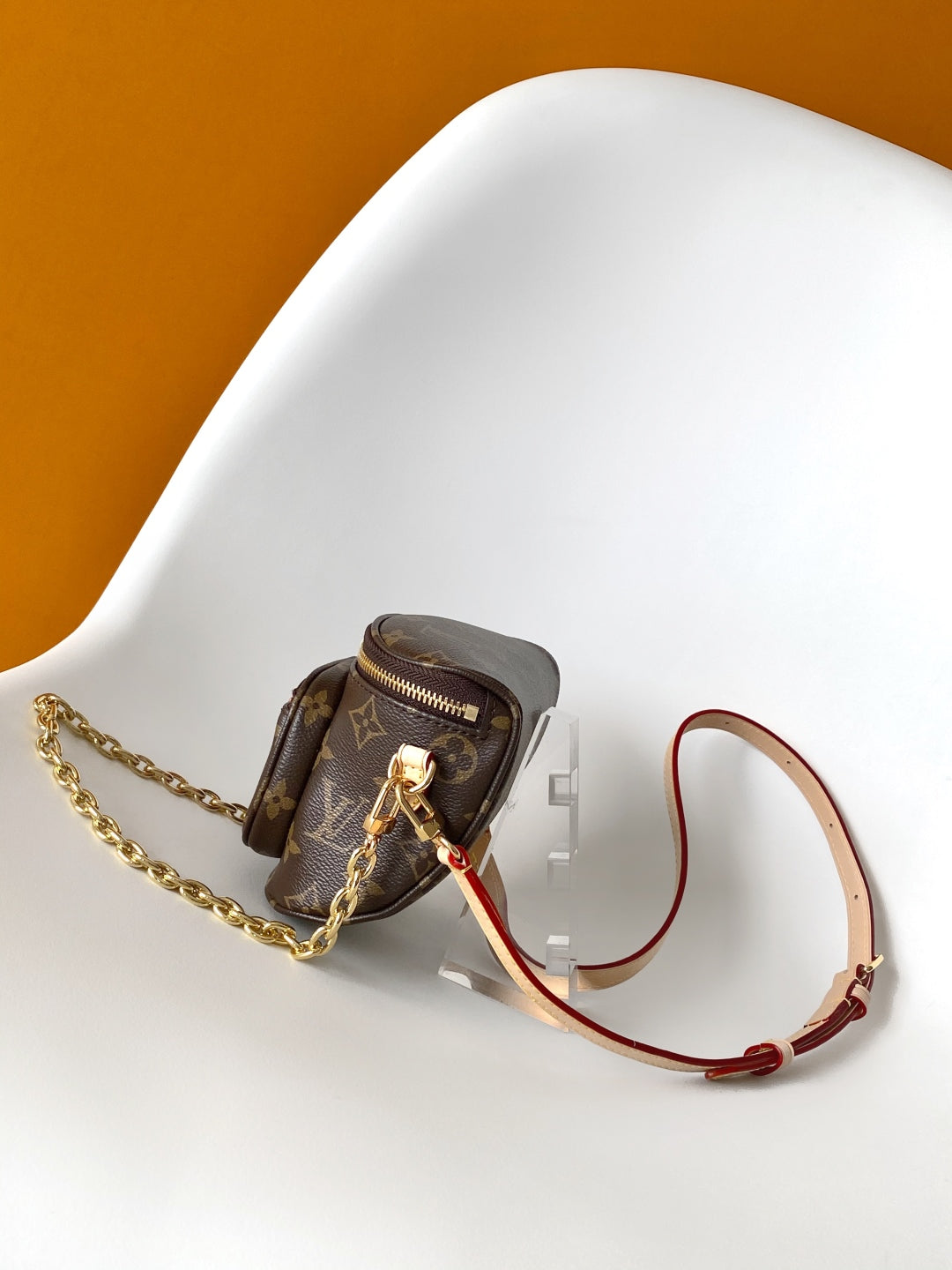 15RE37BDE Stylish leather bag