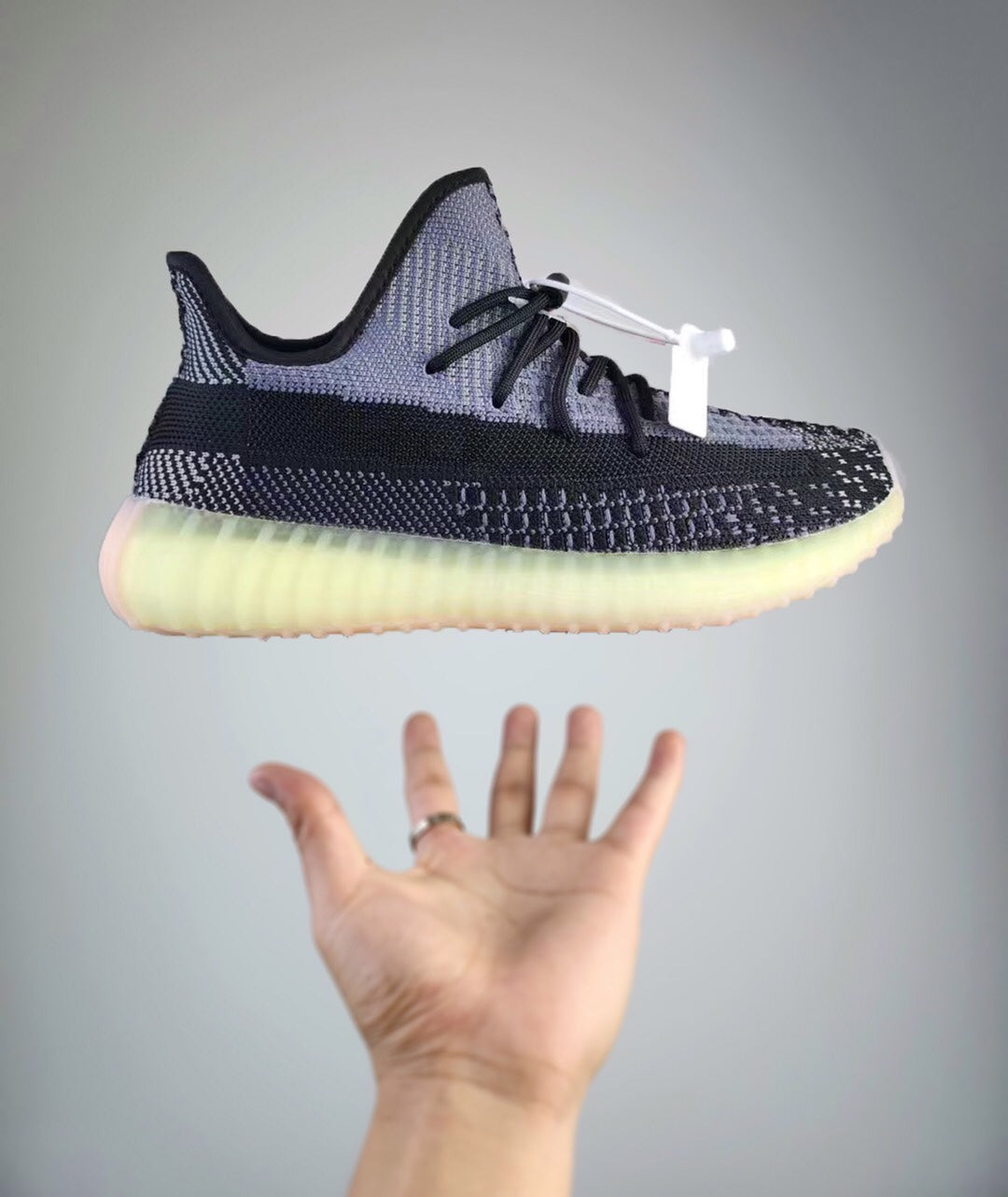435ZA82ZDE Stylish shoes
