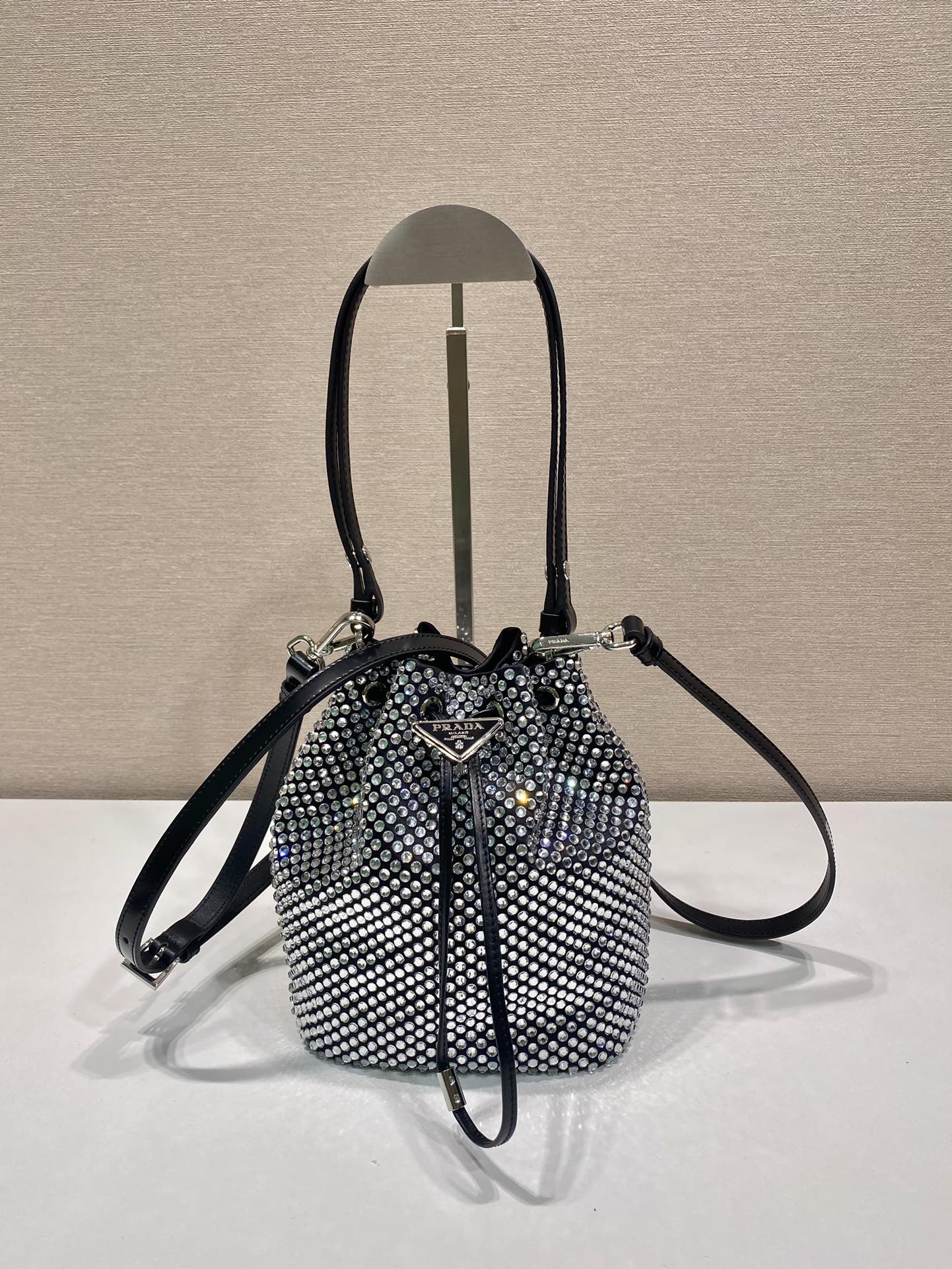 1XPD25BDE Stylish bag