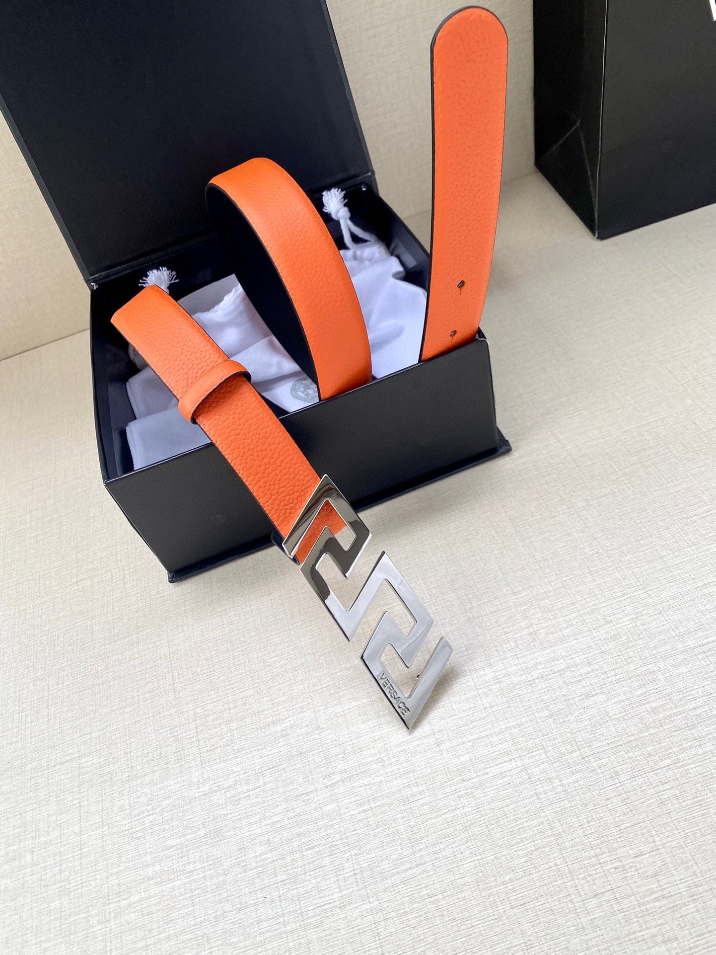 1WV166PDE Stylish High quality belt With full package