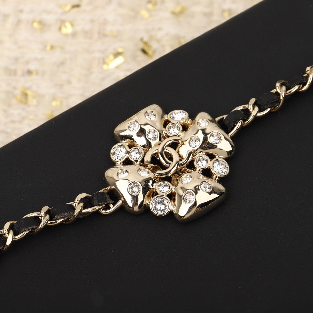 175RC91XDE Stylish Necklace