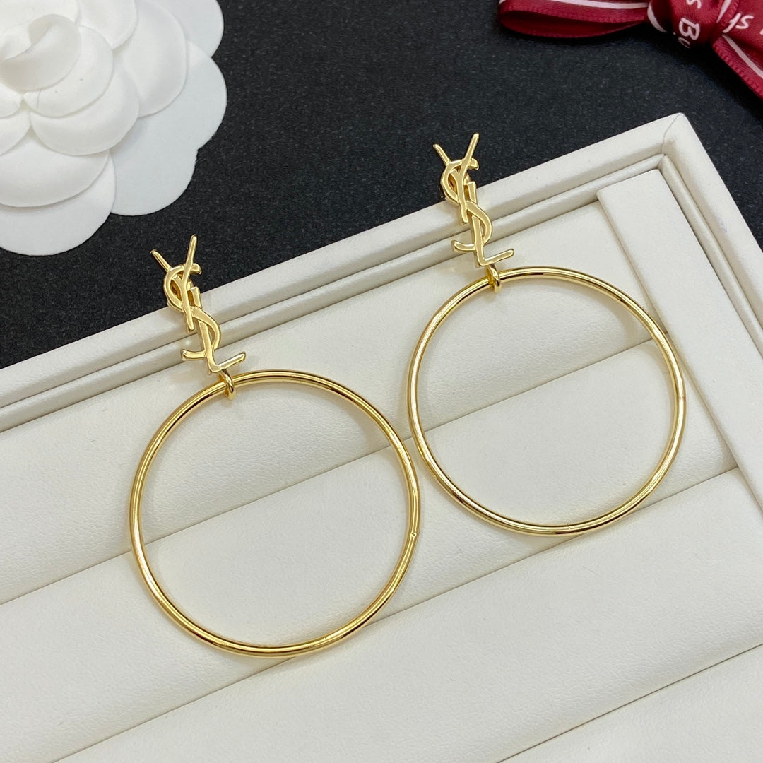 14SL239EDE Stylish Earrings