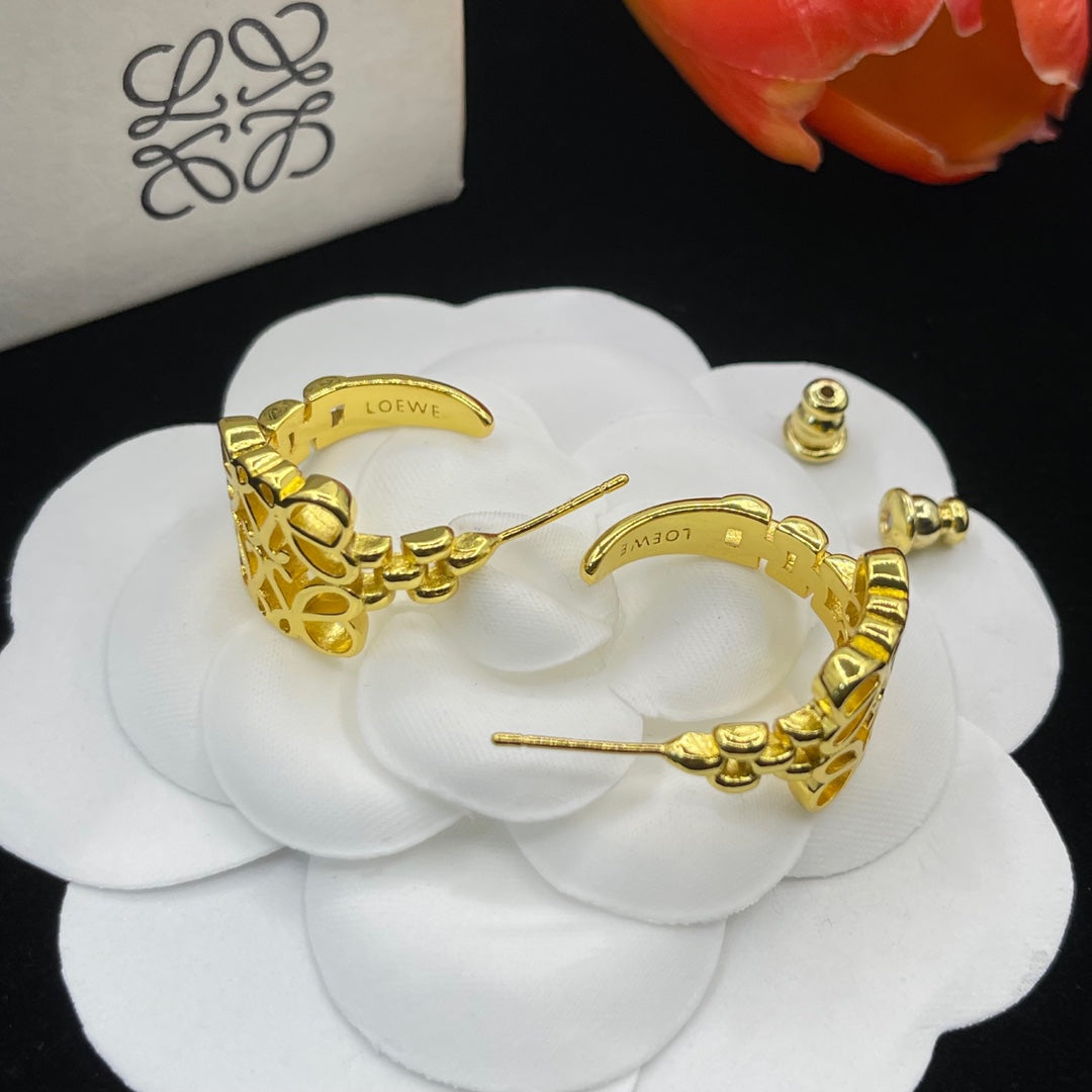14A756KDE Stylish Earrings Bracelets Necklaces